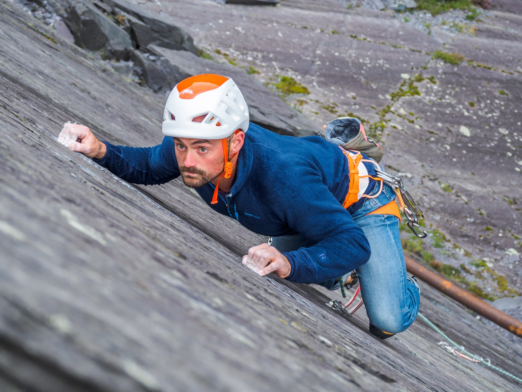 Luca climbing ‘Swan Hunter’ E4 6b in the Llanberis Slate Quarries.