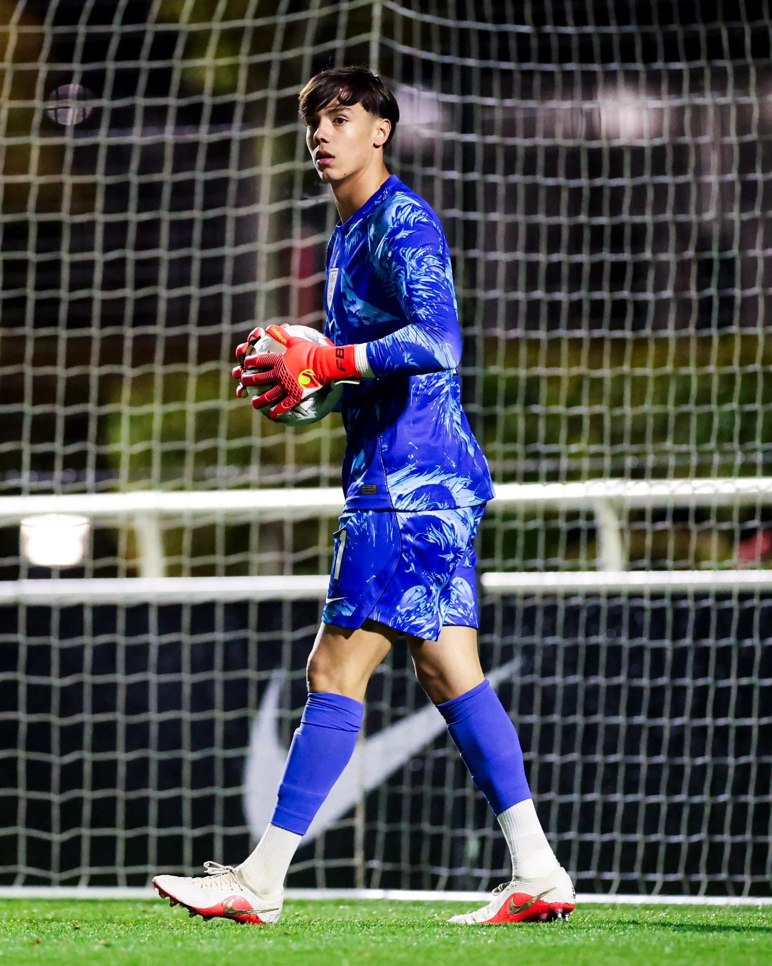 Winning start to the international window for Freddy 🏴󠁧󠁢󠁥󠁮󠁧󠁿✔️

It was an impressive night on Friday for @freddy__bernal, with another top performance for his country, as he secured a clean sheet in a 1-0 win against Ireland U19s 🦁 

Next up: