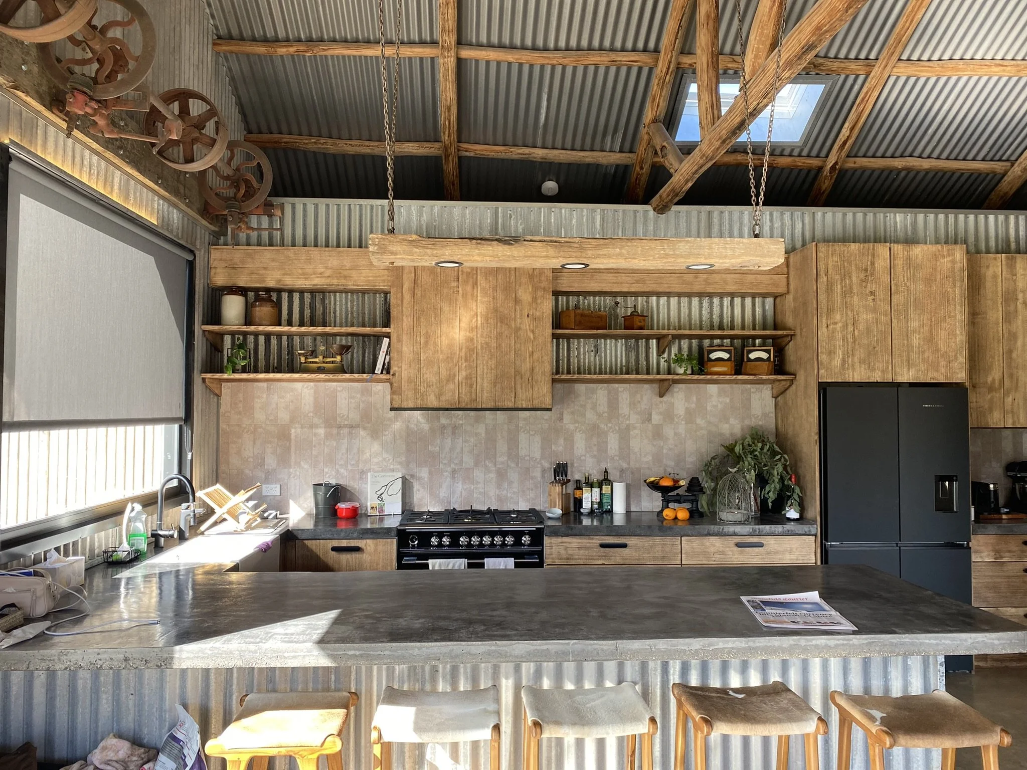 13 KITCHEN.JPEG