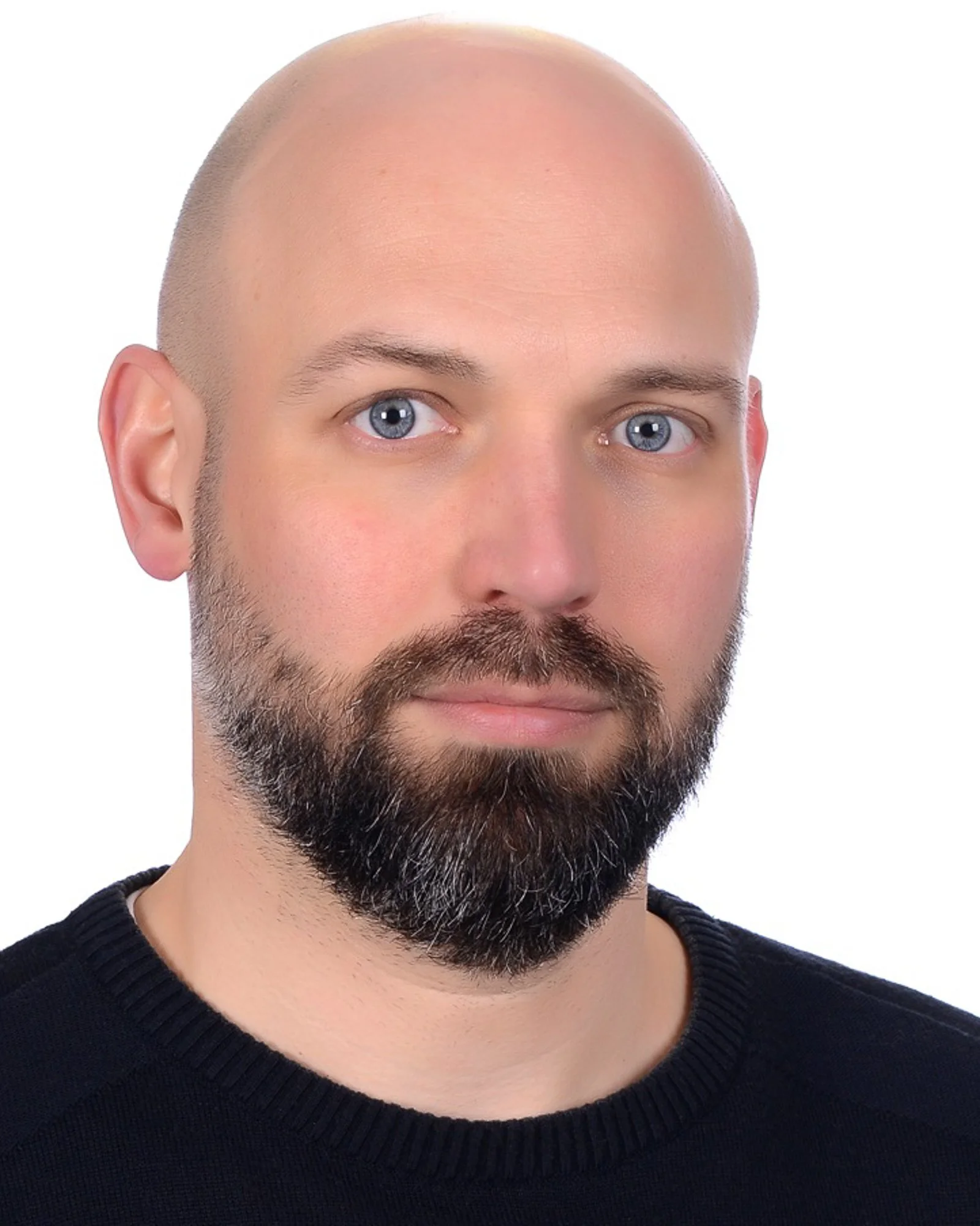 A portrait of Maarten Korpershoek, one of the speakers at the AI translation summit. The AI in Translation Summit is a FREE virtual event for translators diving deep into the industry-specific aspects of AI so you can stay relevant, and thrive