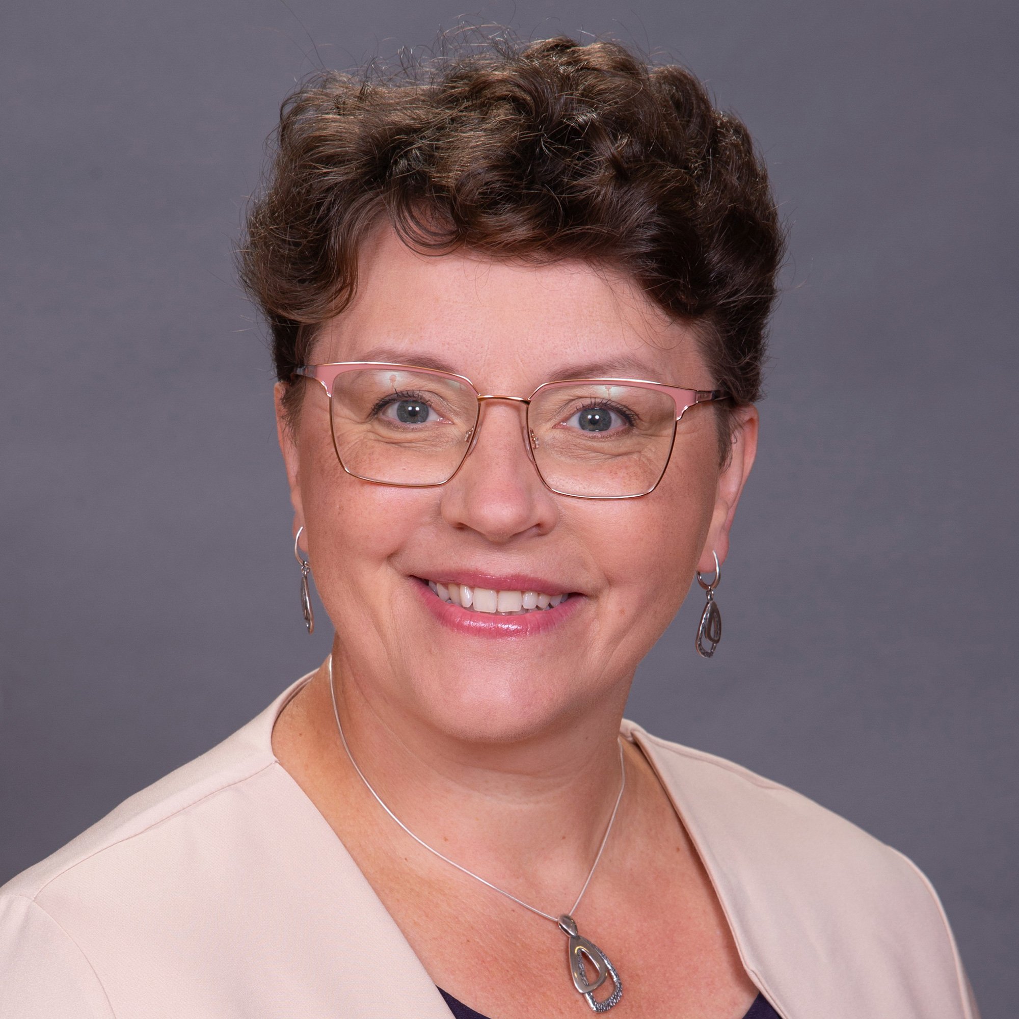 Gosia Wheeler at the Direct Client Summit. The Direct Client Summit is the must-attend virtual conference for translators & interpreters ready to attract better clients and create more opportunities in a changing market.