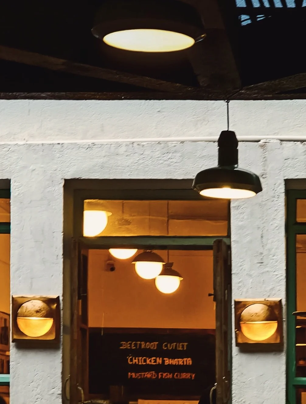 A stroll through doorways of time&hellip;.

#TriveniTerraceCafe⁠
 ⁠#TriveniKalaSangam⁠
 ⁠#DelhiMonsoon⁠
 ⁠#DelhiCafes⁠
 ⁠#MonsoonVibes⁠
