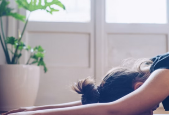 3 Yoga moves to relieve back pain in pregnancy and postpartum
