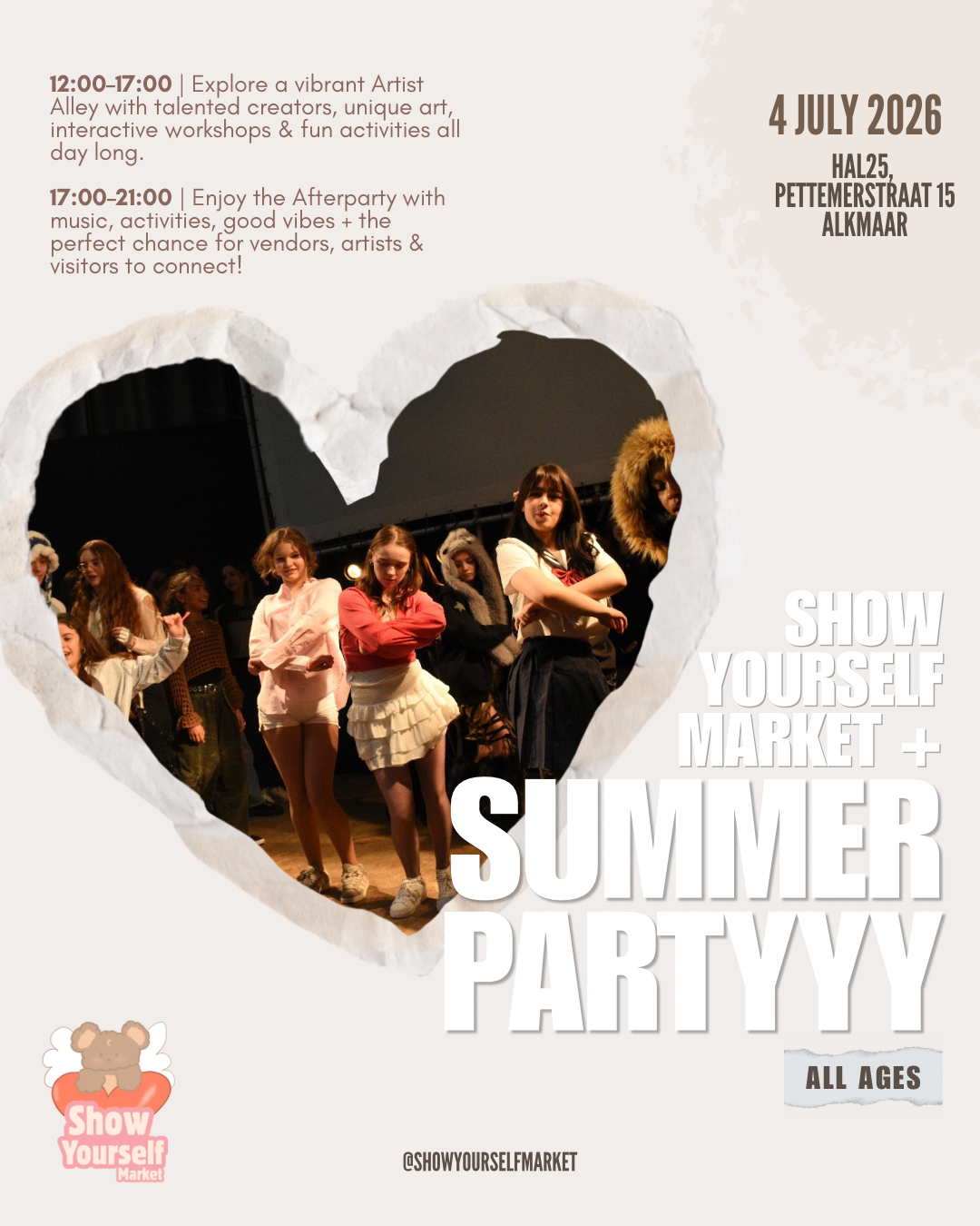Posters met informatie over een zomerse markt- en showfeest, met een foto van kinderen op een podium en tekst in het Nederlands over de data, locatie en activiteiten van het evenement.