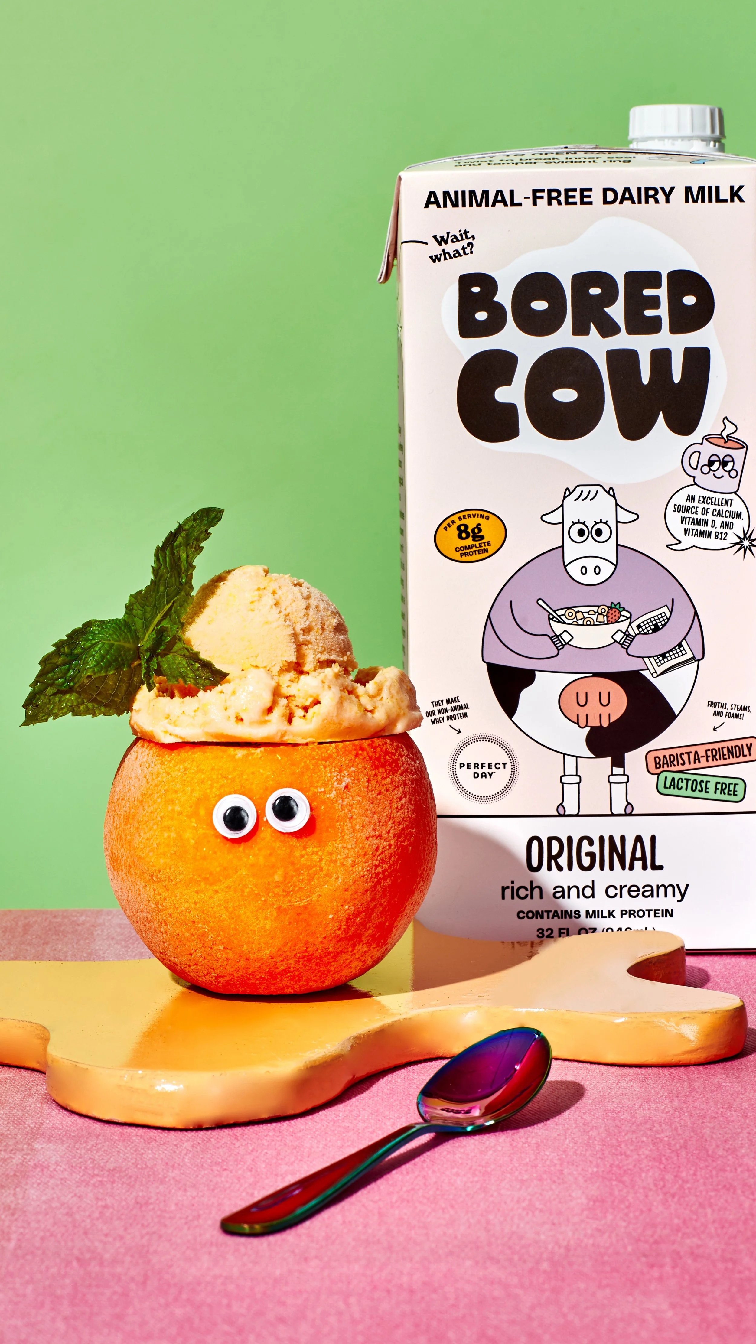 20221015-BOREDCOW-2349-ICECREAM-9X16.jpg