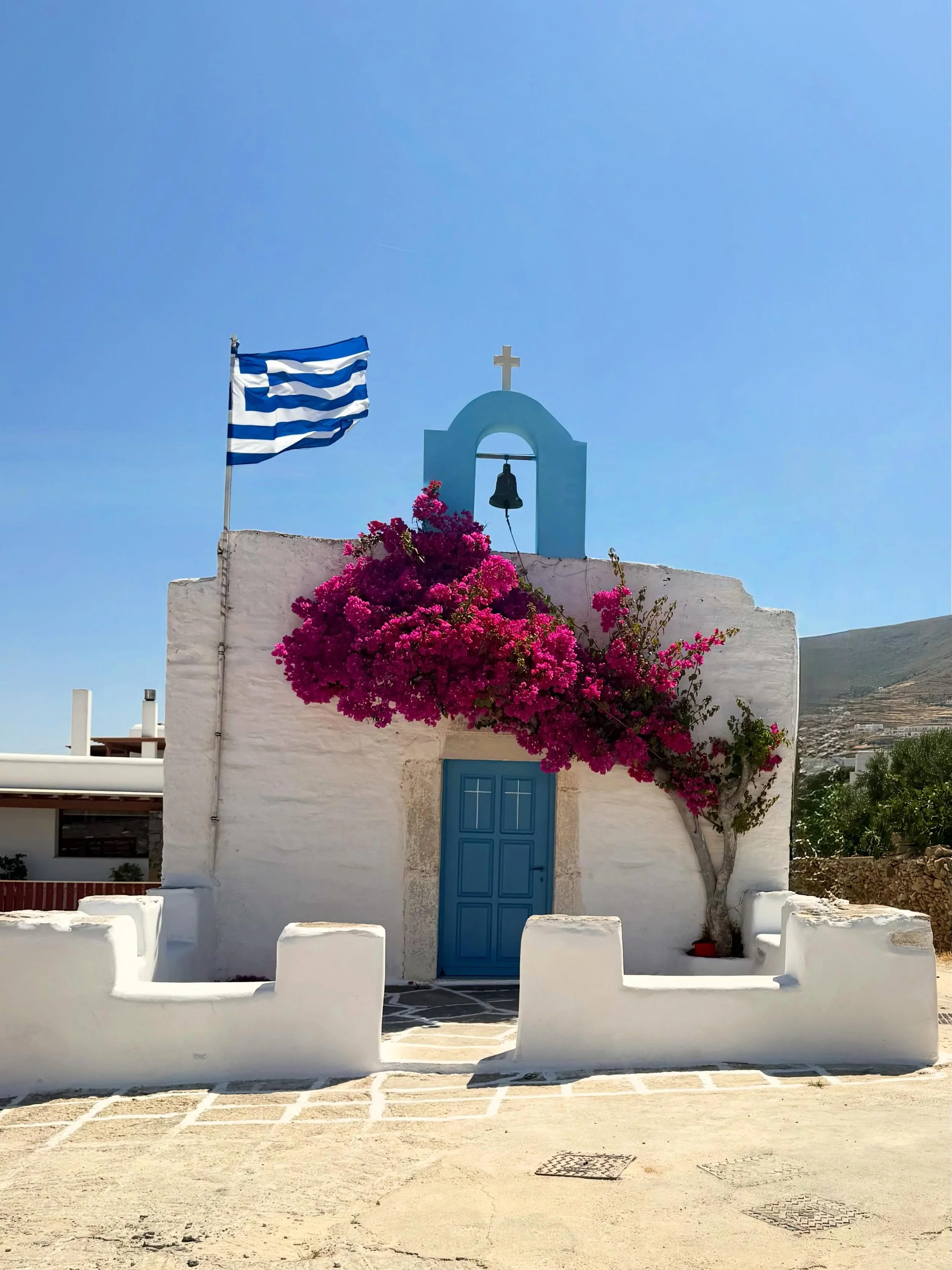 Classic blue and white.
#aegeantableretreat #greece #cycladesislands #culinaryexperience