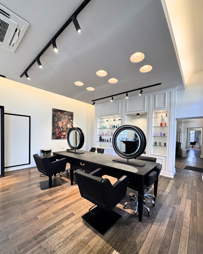 salon de coiffure rénové par forca peinture
