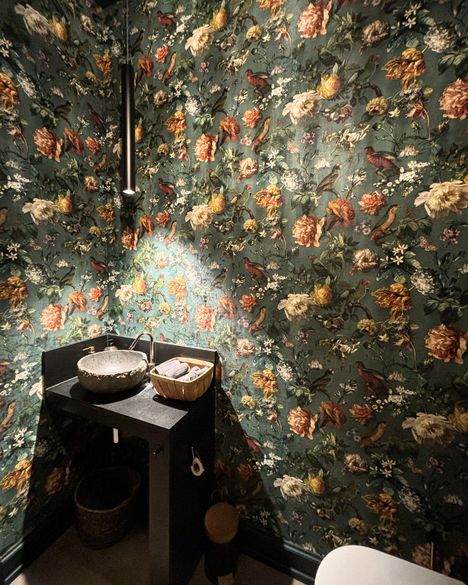 un papier peint arte sanitaires