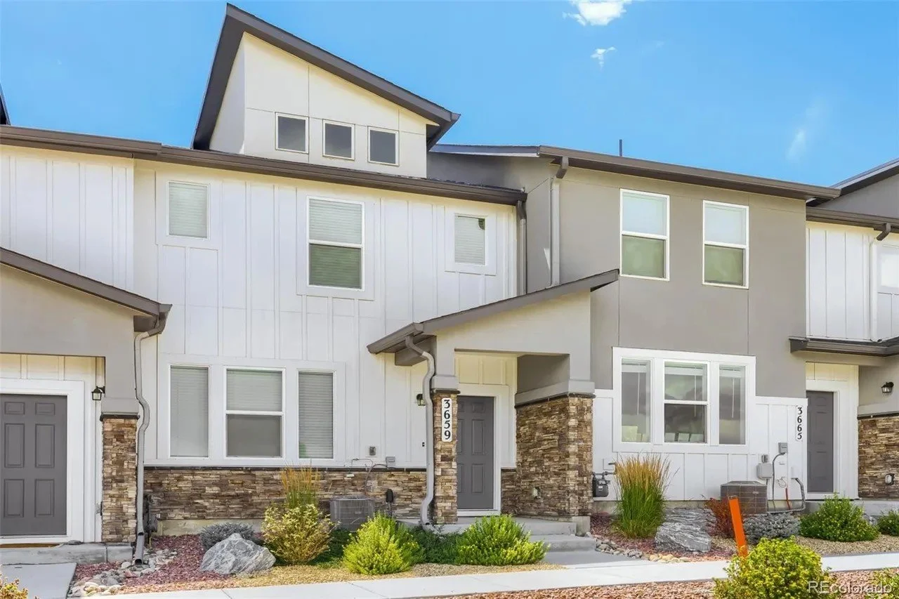 What Should a Small HOA Look for in a Management Company?