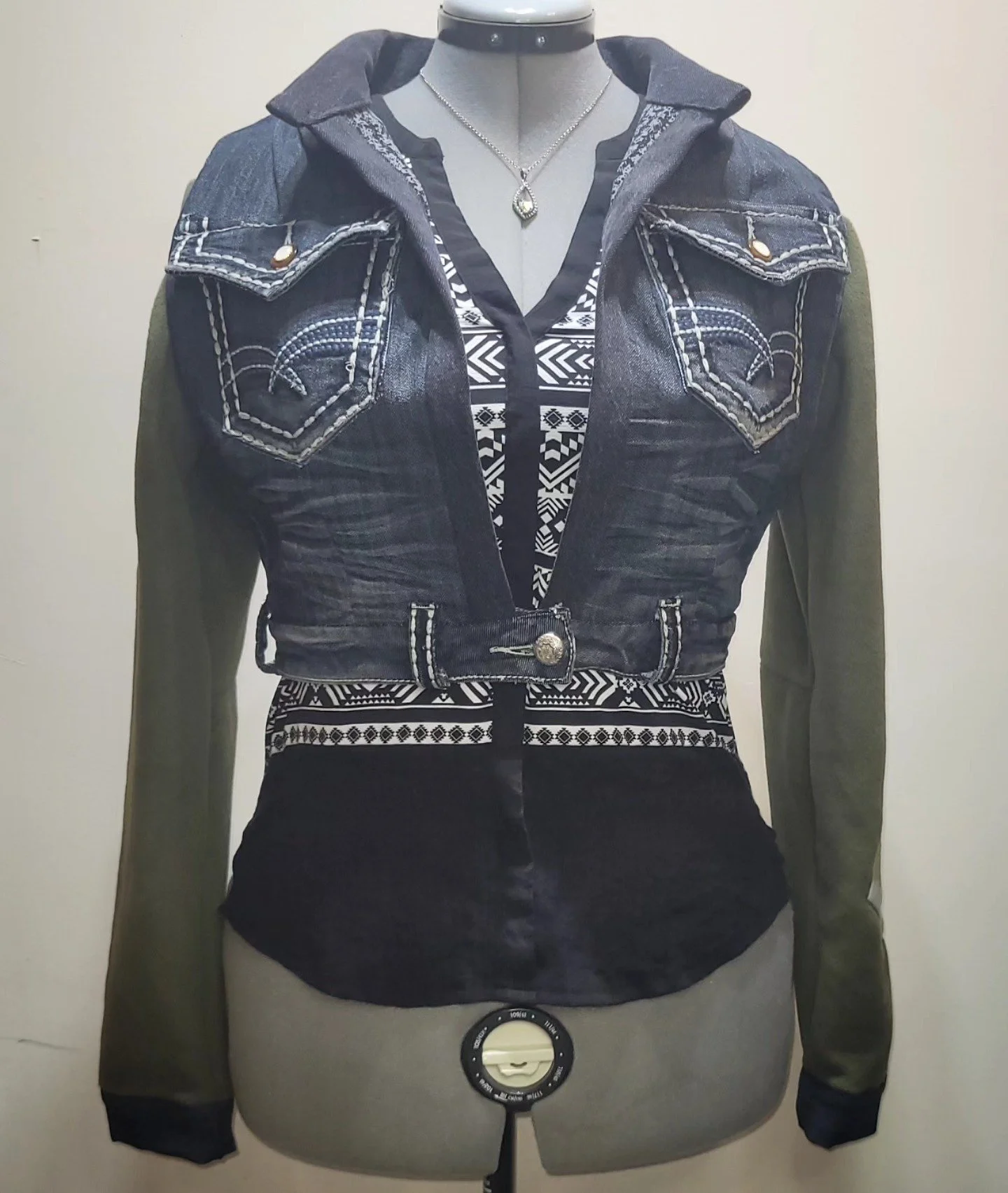 A super cute staple for a fall wardrobe! An accent piece for so many styles, over a dress, jeans &amp; tee, layered over long sleeves. It is cropped, and goes well with high-waisted pants! 

Size S (fits 6 &amp; 8) 
Upcycled denim 
Handmade 
Appliqu&