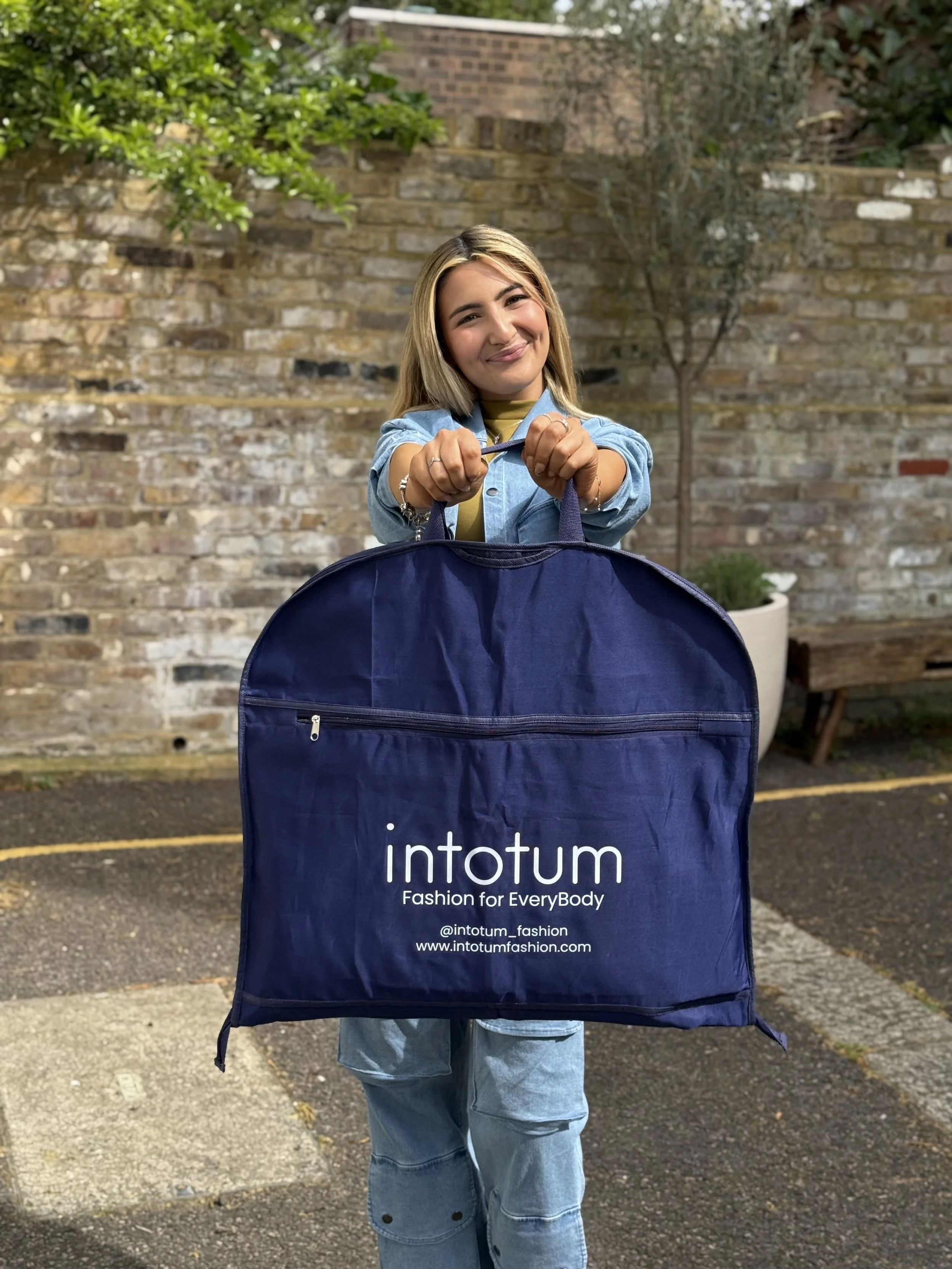 Intotum Fashion