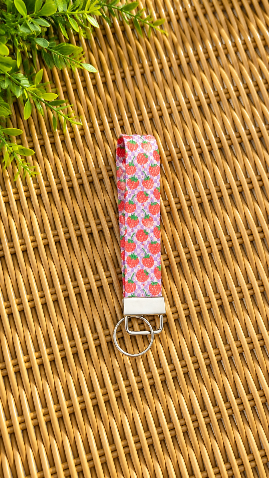Wristlet keychains