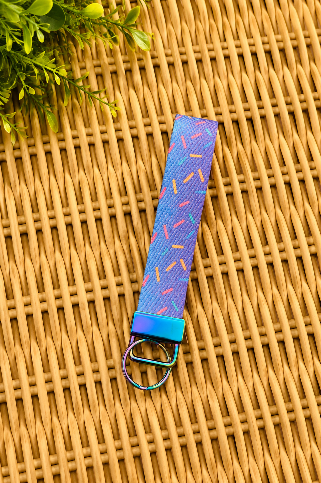 Wristlet keychains
