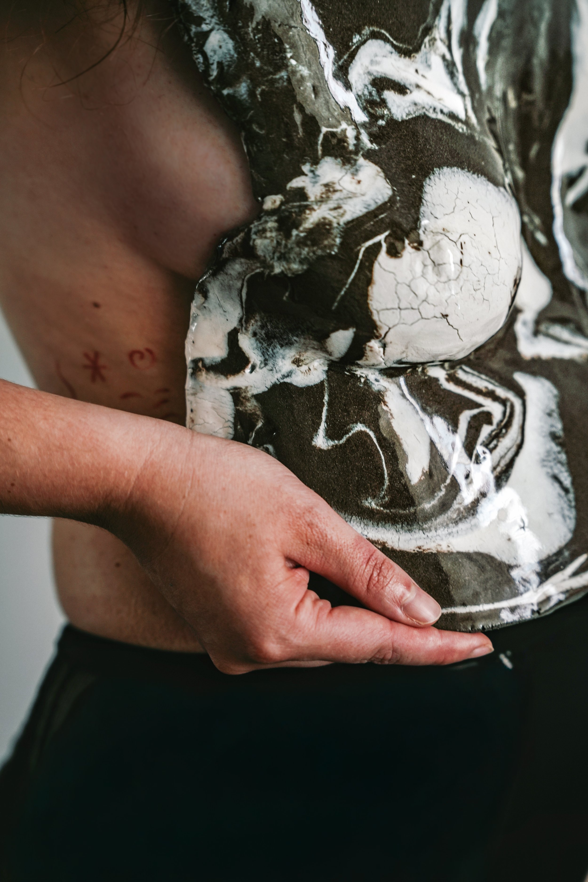Body #7 - Stoneware & Porcelaine