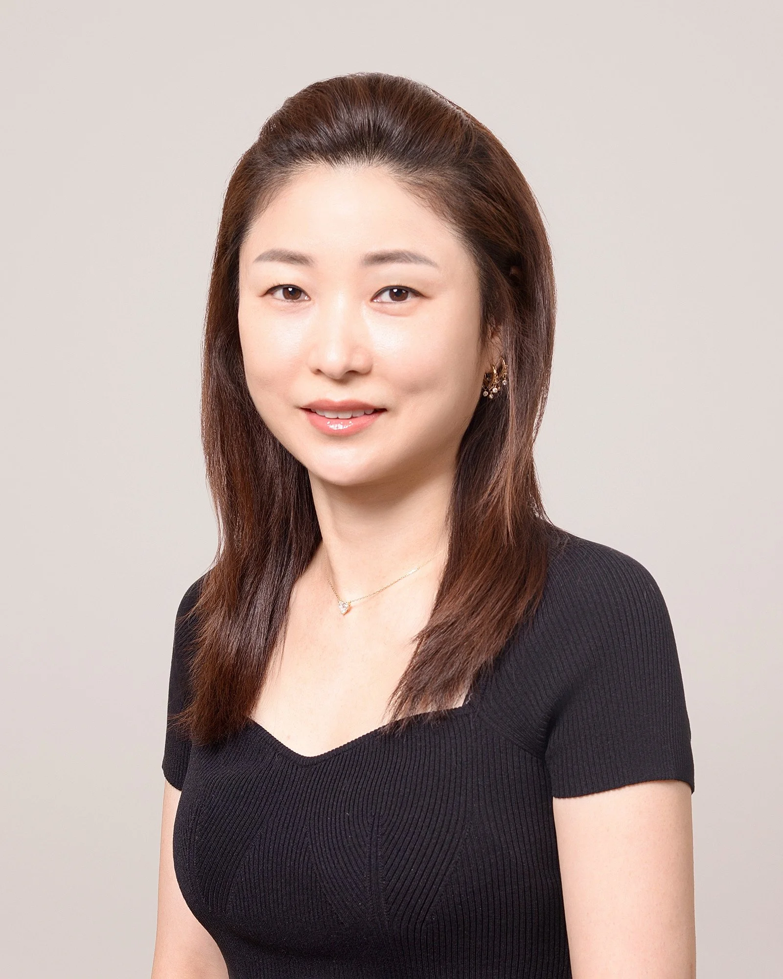 personal_headshot_002.JPG