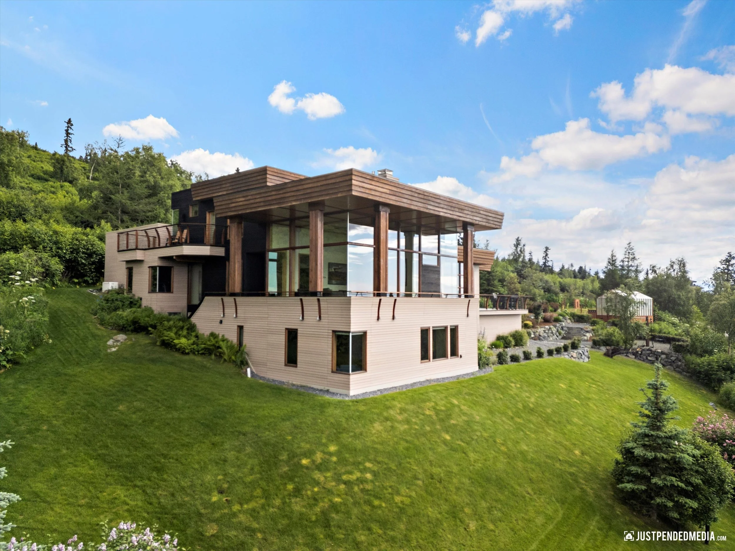 Exterior House Image 