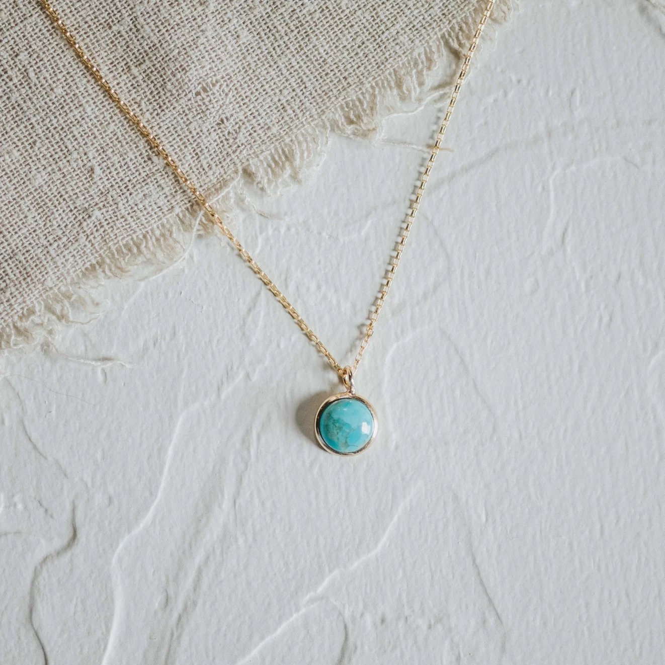 Elegant Turquoise Pendant Necklace