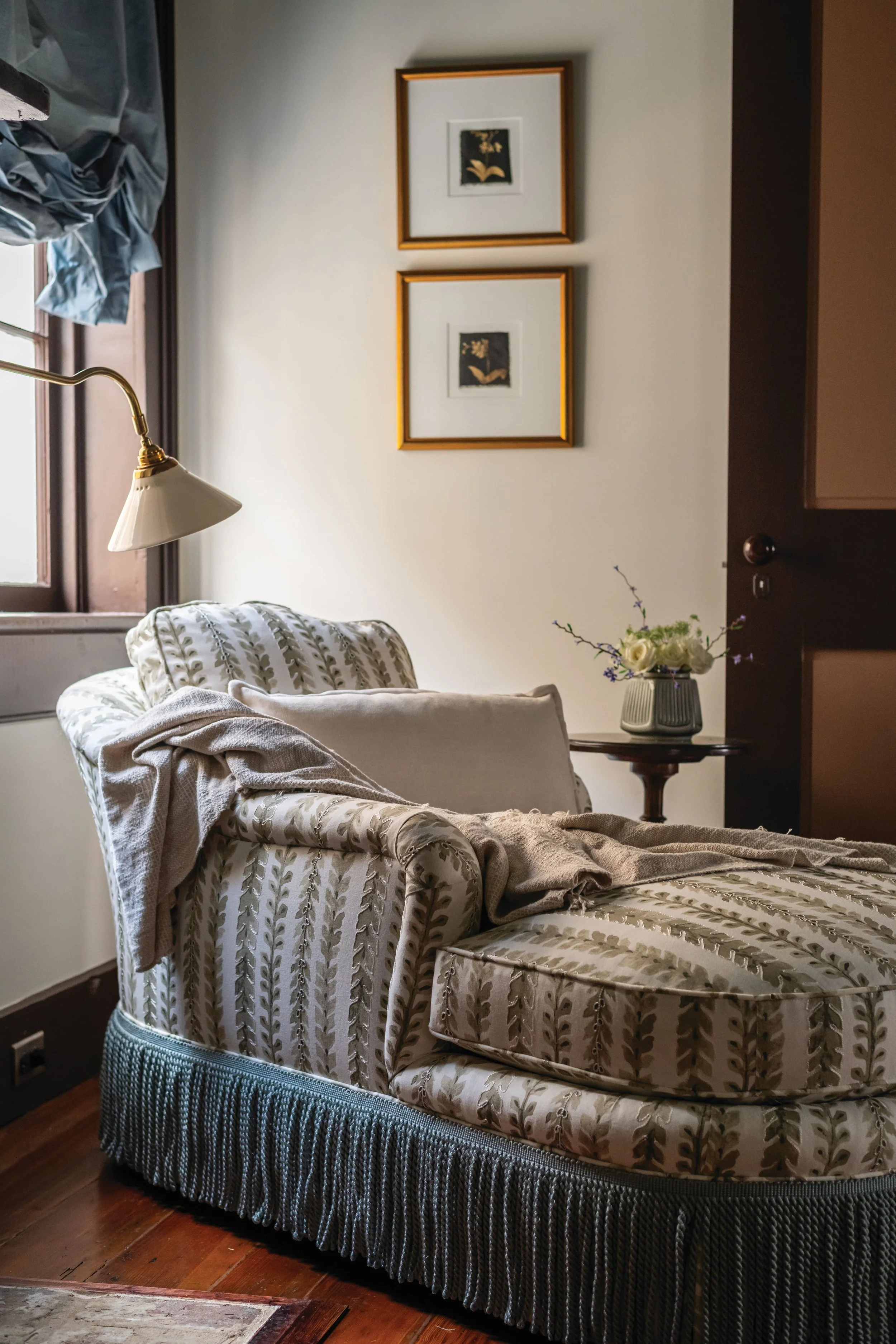 MB - Chighizola IH-1319 PBR Chaise.jpg