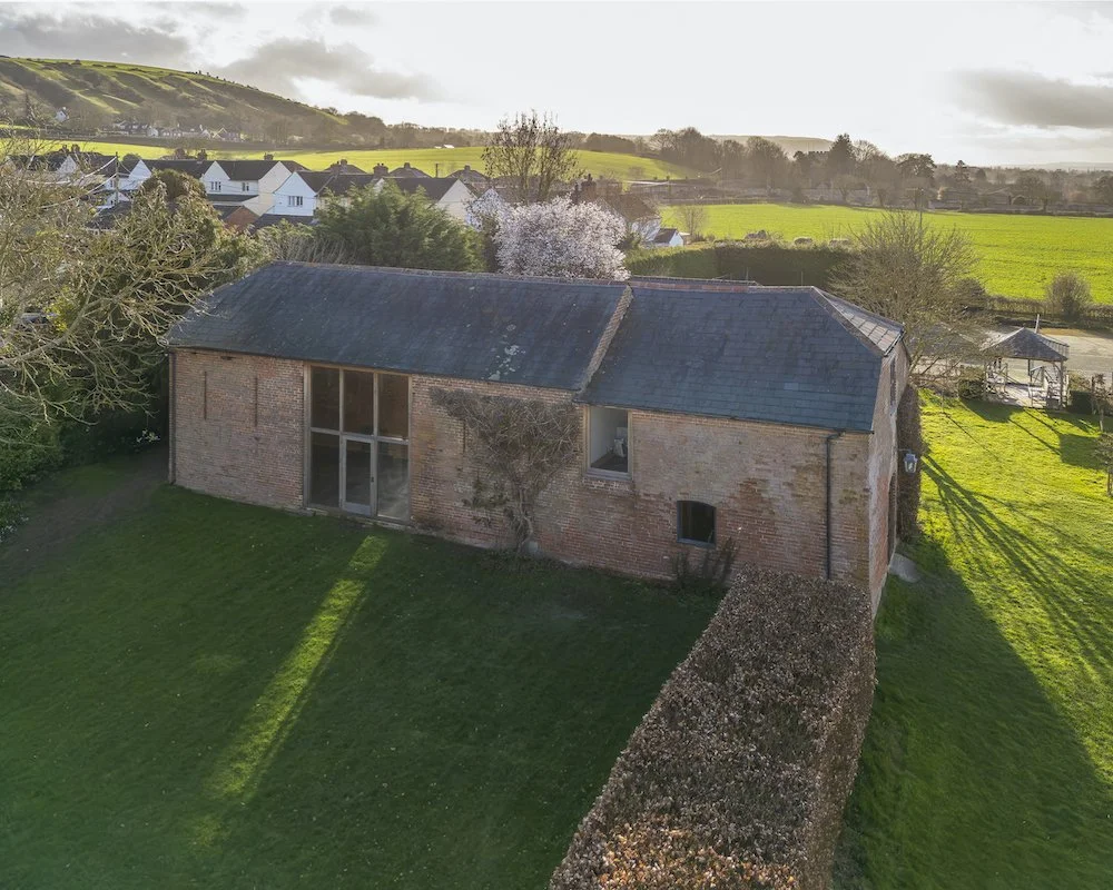 DJI_20260222153205_0053_D-Edit - 270326_Becketts_Barn_Ridd_©_Peter Landers Photography - Medium copy.jpg