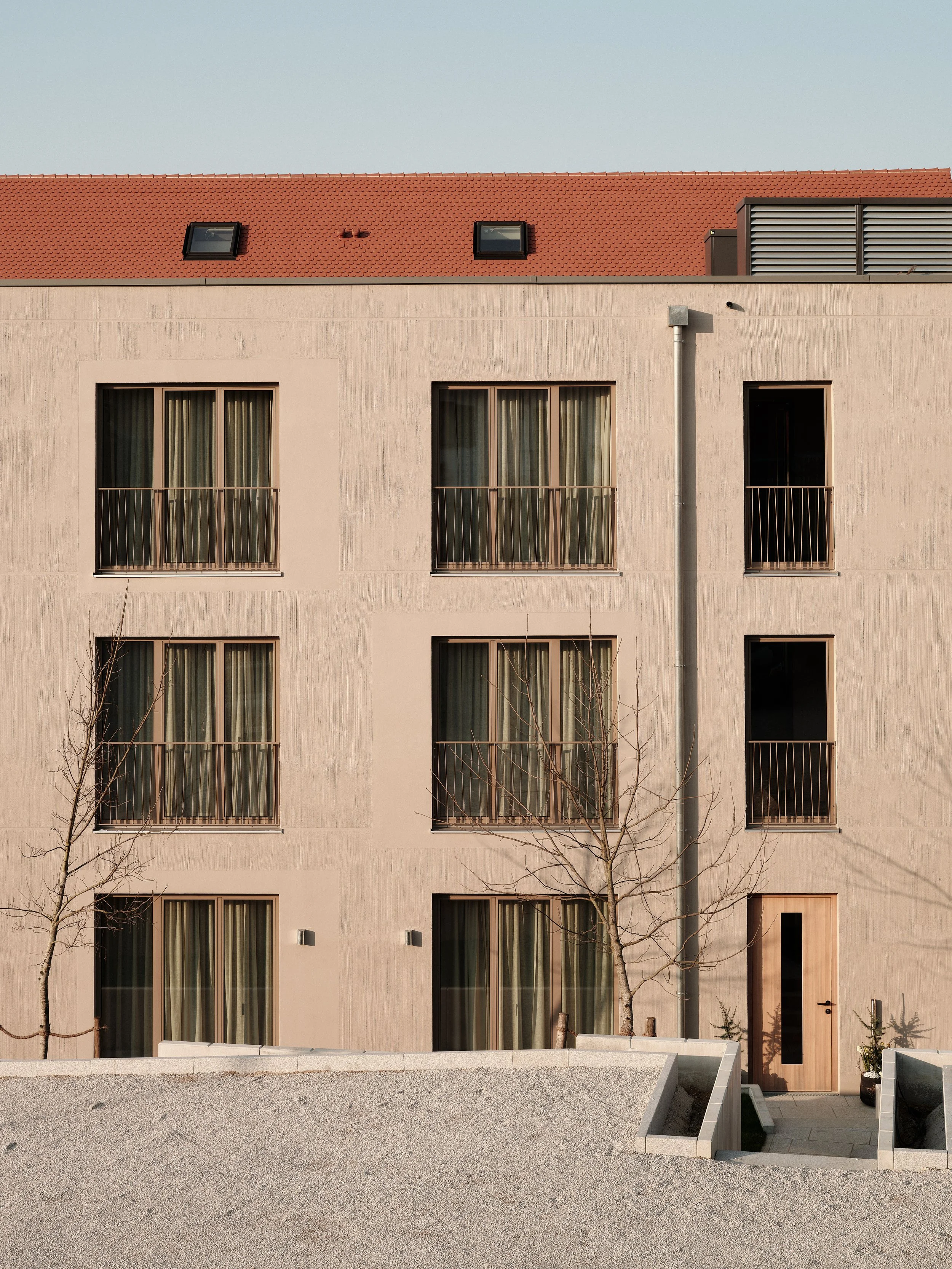 014_Hotel-Haus-Ella_2026-03-18_Jonathan-Sage.jpg