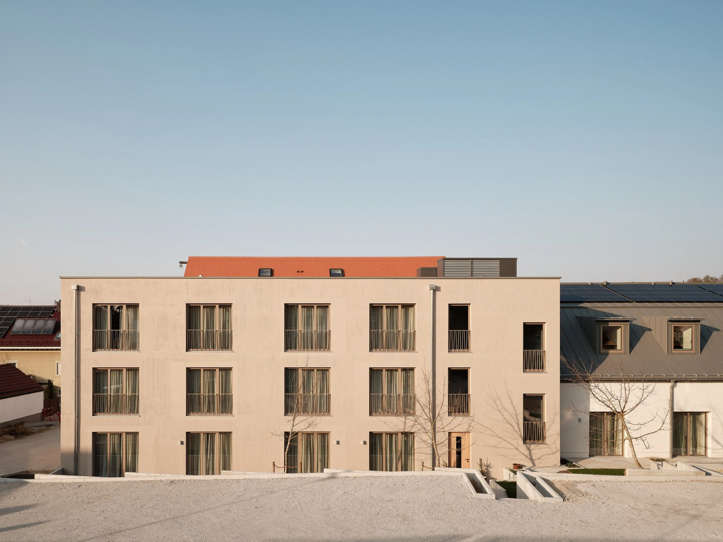 010_Hotel-Haus-Ella_2026-03-18_Jonathan-Sage.jpg