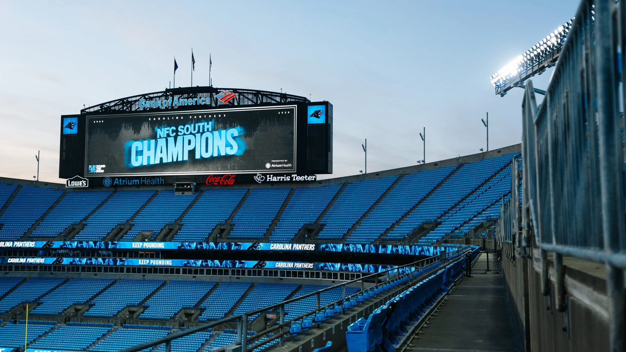 260104_NFC_South_Champs_Signage_AS_0000775.JPG