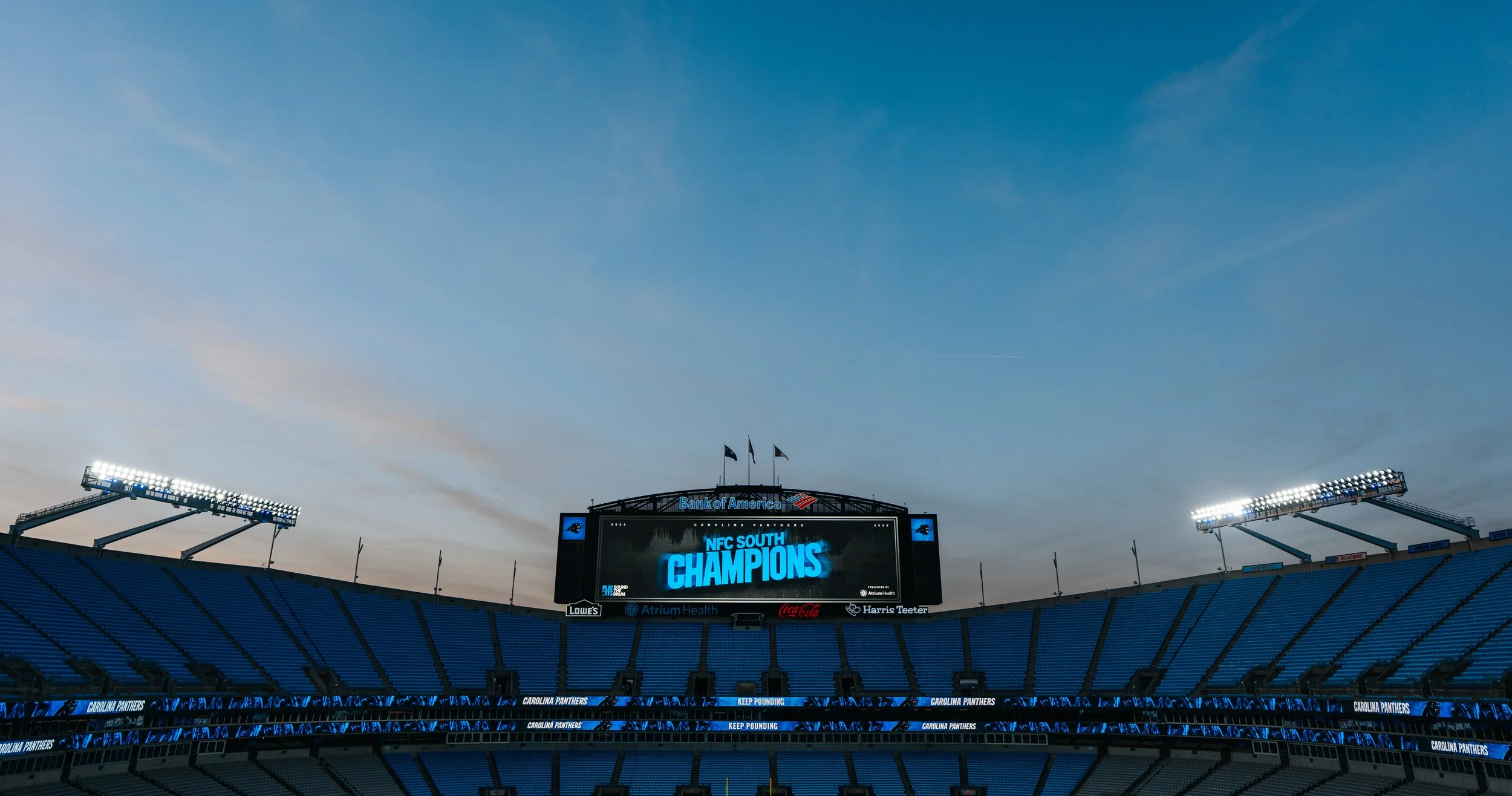 260104_NFC_South_Champs_Signage_AS_0000772.JPG