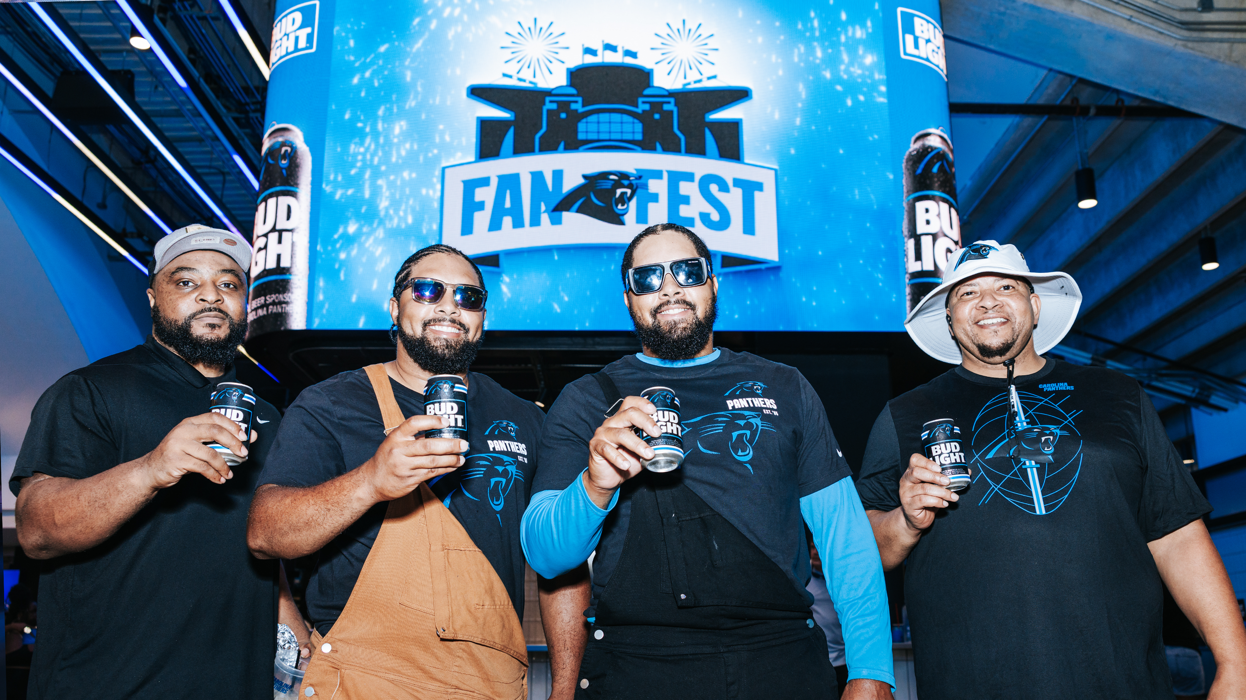 FanFest-Fans-Beer.png