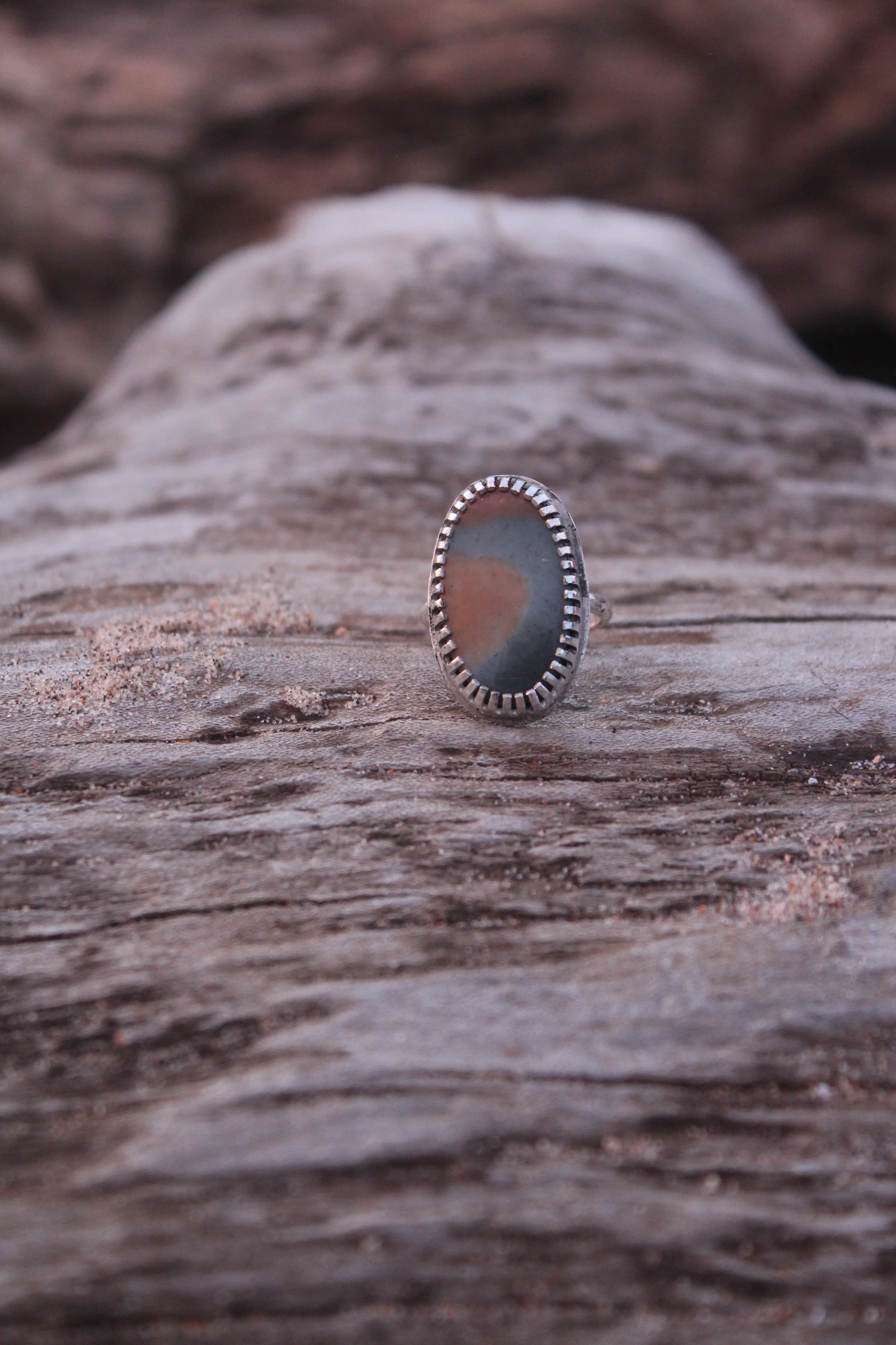Jasper neutral ring