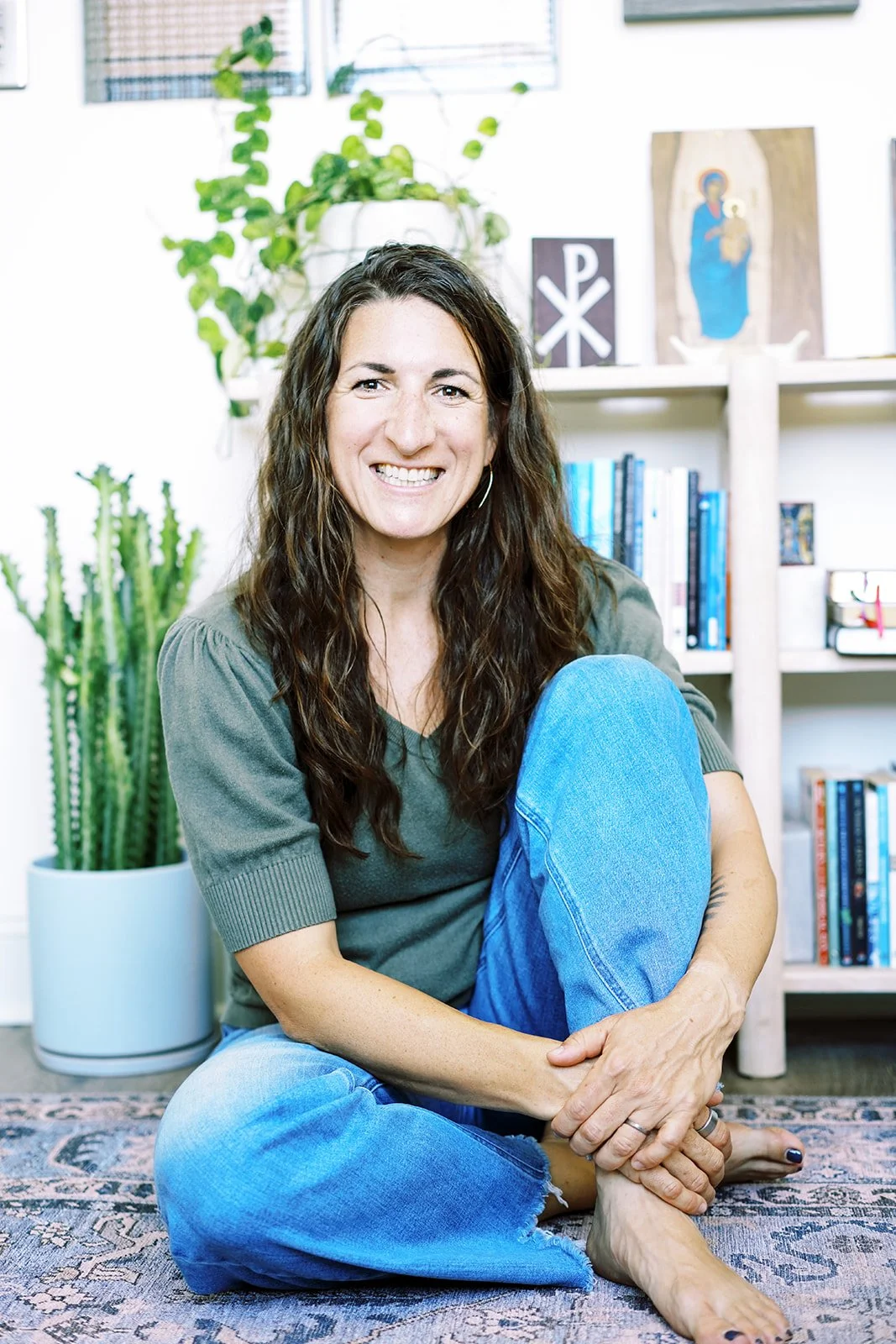 Kenda Mullert sitting face you with a warm smile that welcomes any conversation about your prayer life.