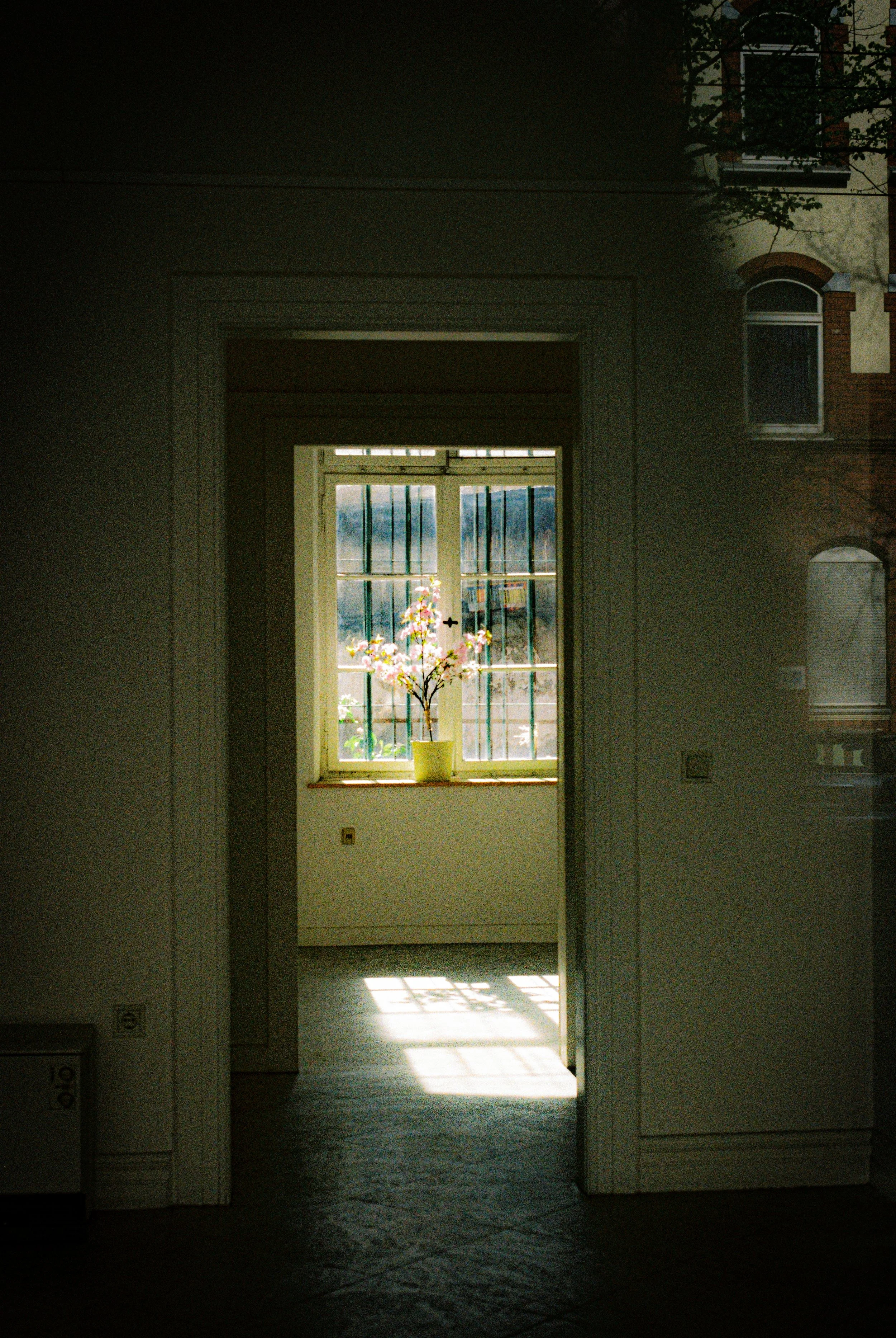 R1-09150-014A.jpg