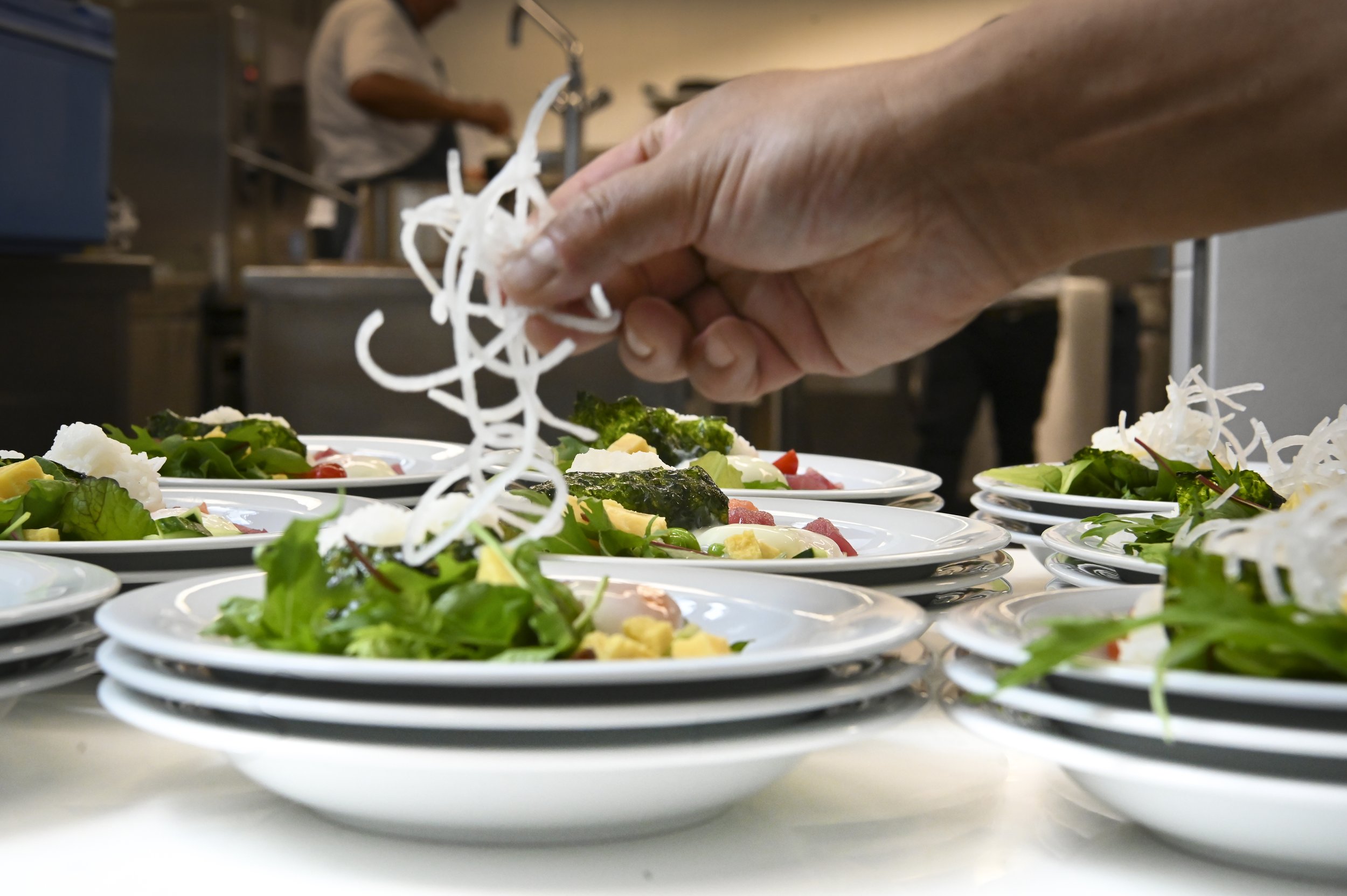 Unser Topden-Catering-Service vom Buffet bis zum Menü – wir begleiten Ihren Event, Ihre Promotion oder Ihr Festival mit authentischer, asiatischer Küche.