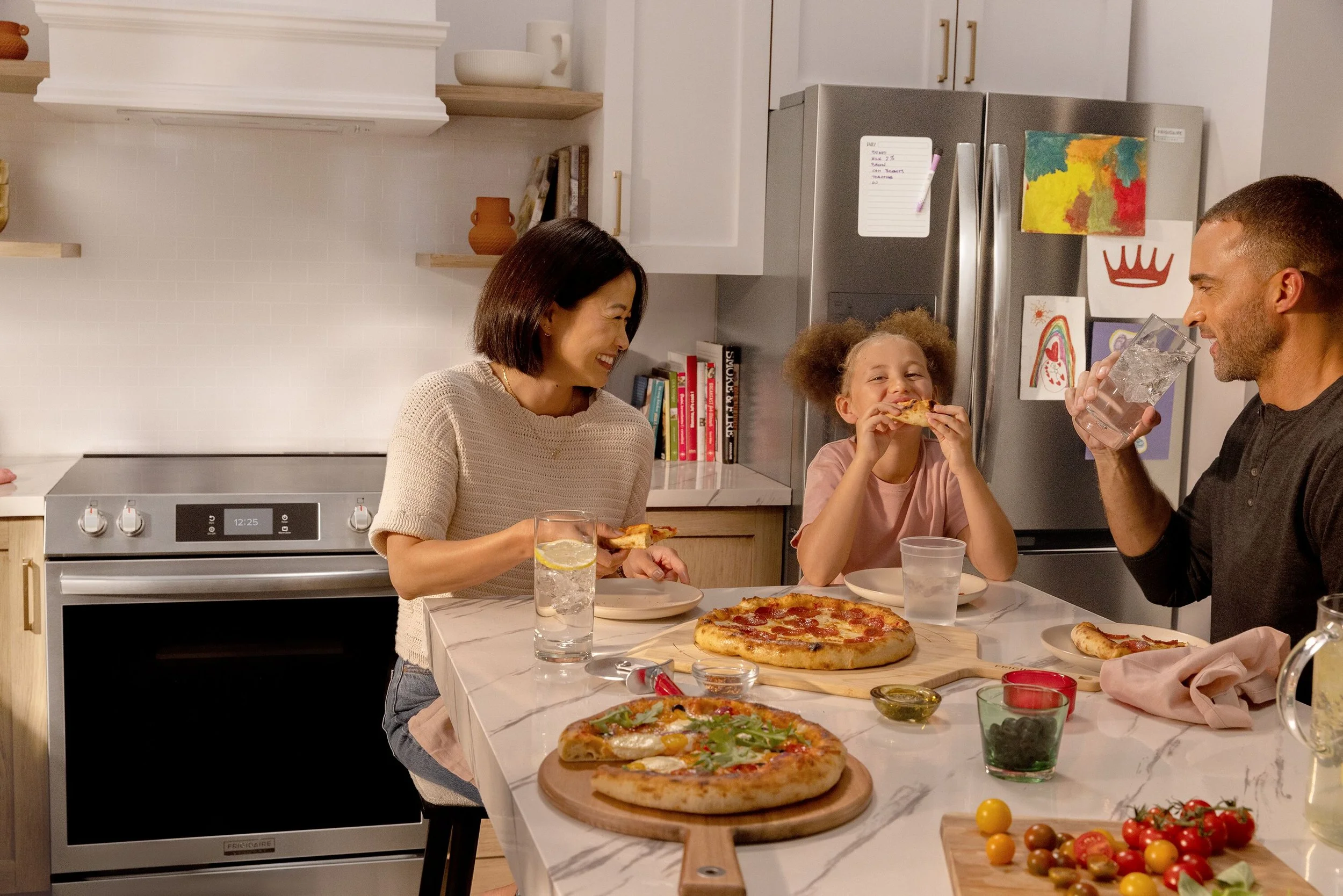 PizzaFamily_HL--3000px.jpg