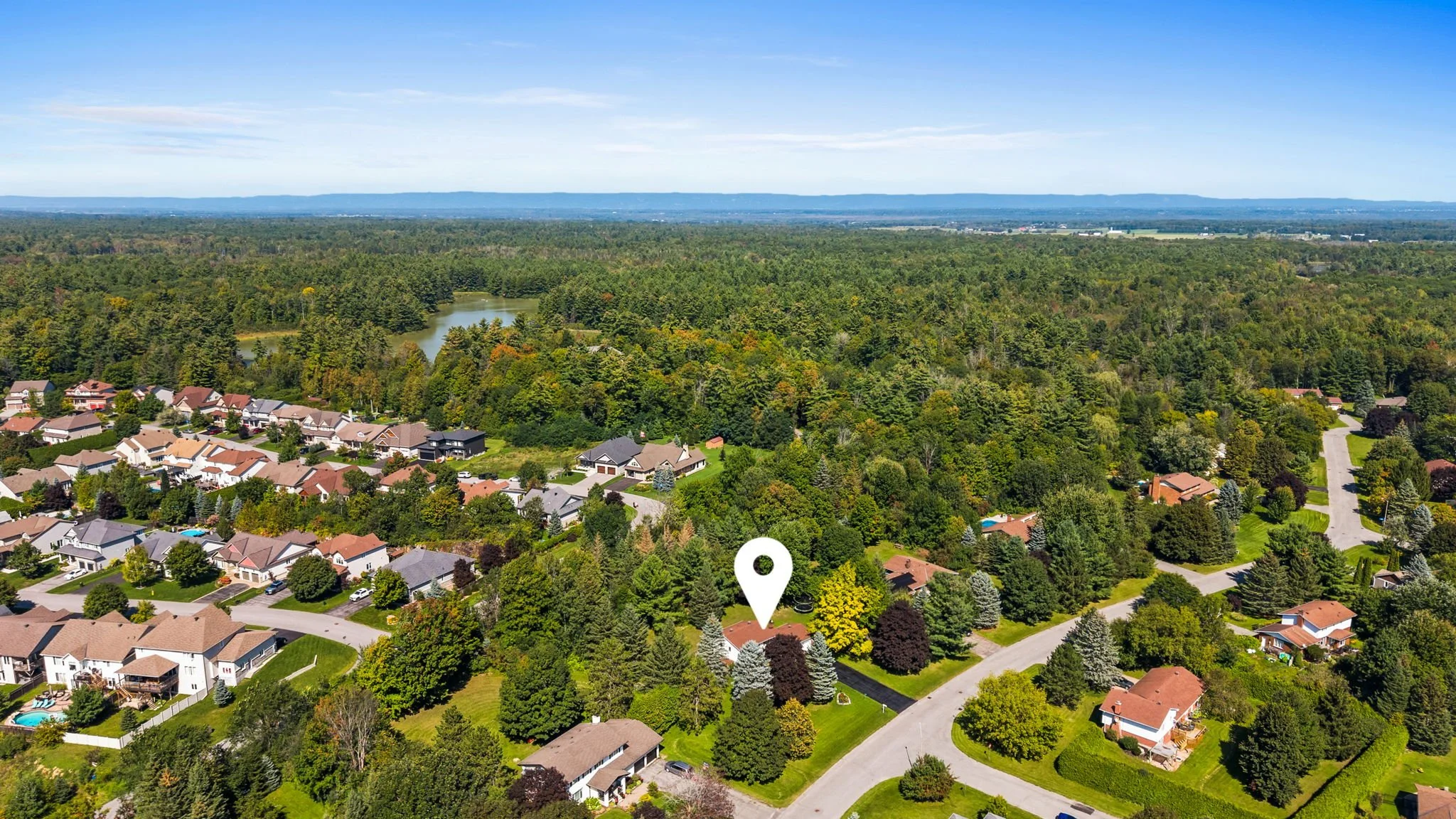 72-web-or-mls-109 Inniskillin Drive-12.jpg