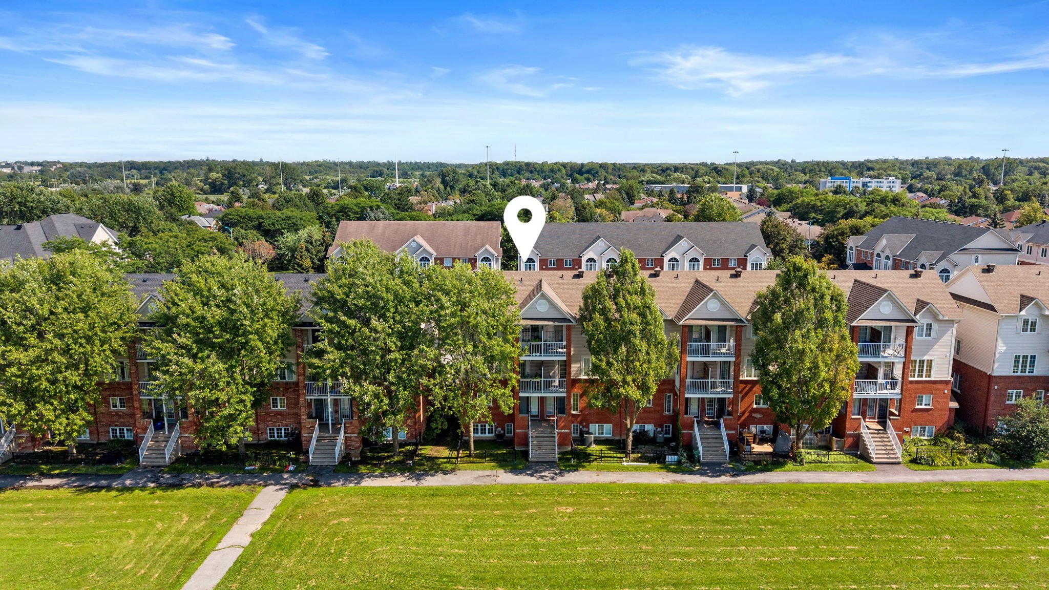 44-web-or-mls-163 70 Edenvale Drive-13.jpg