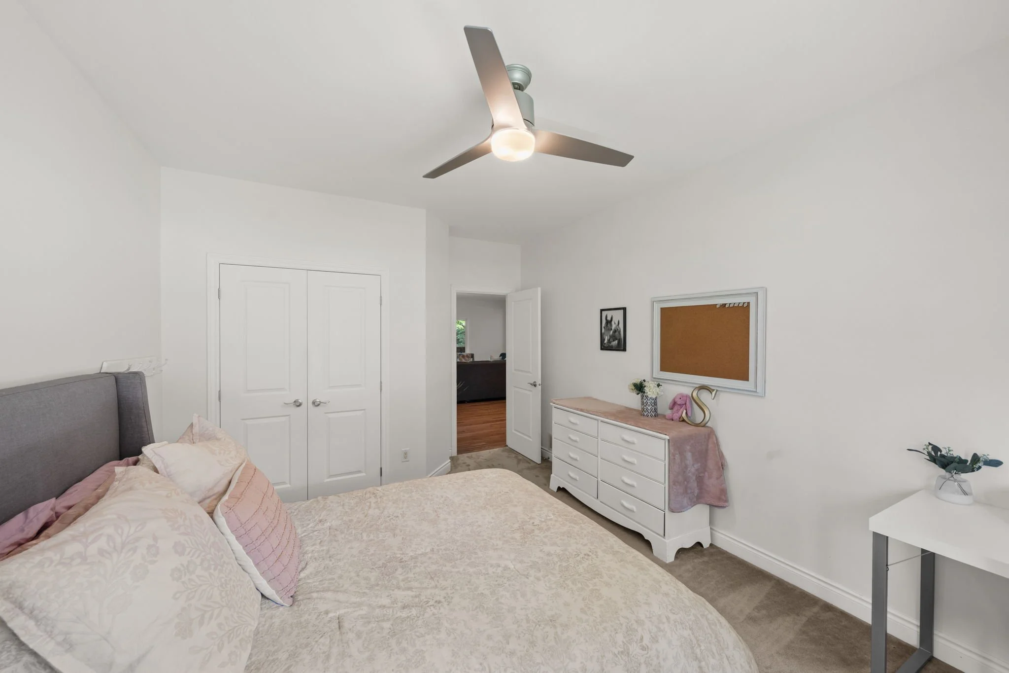 36-web-or-mls-876 Centre Street-34.jpg