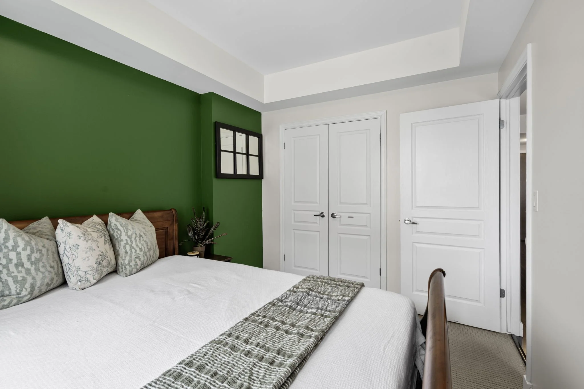 23-web-or-mls-238-besserer-st-811.jpg
