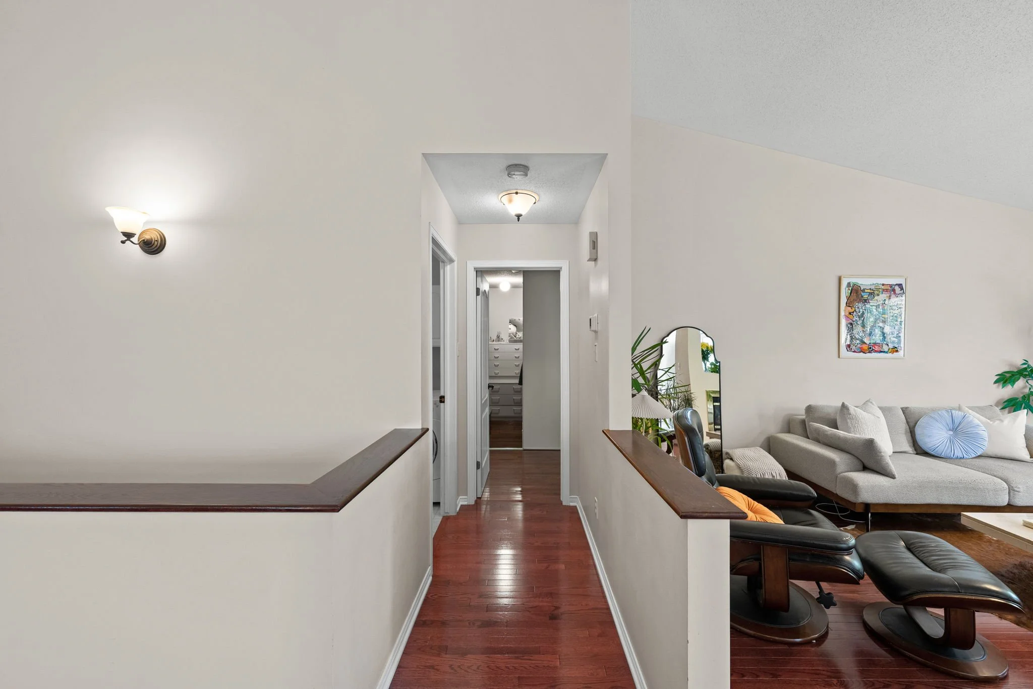 24-web-or-mls-4 Burnstead Crescent-28.jpg