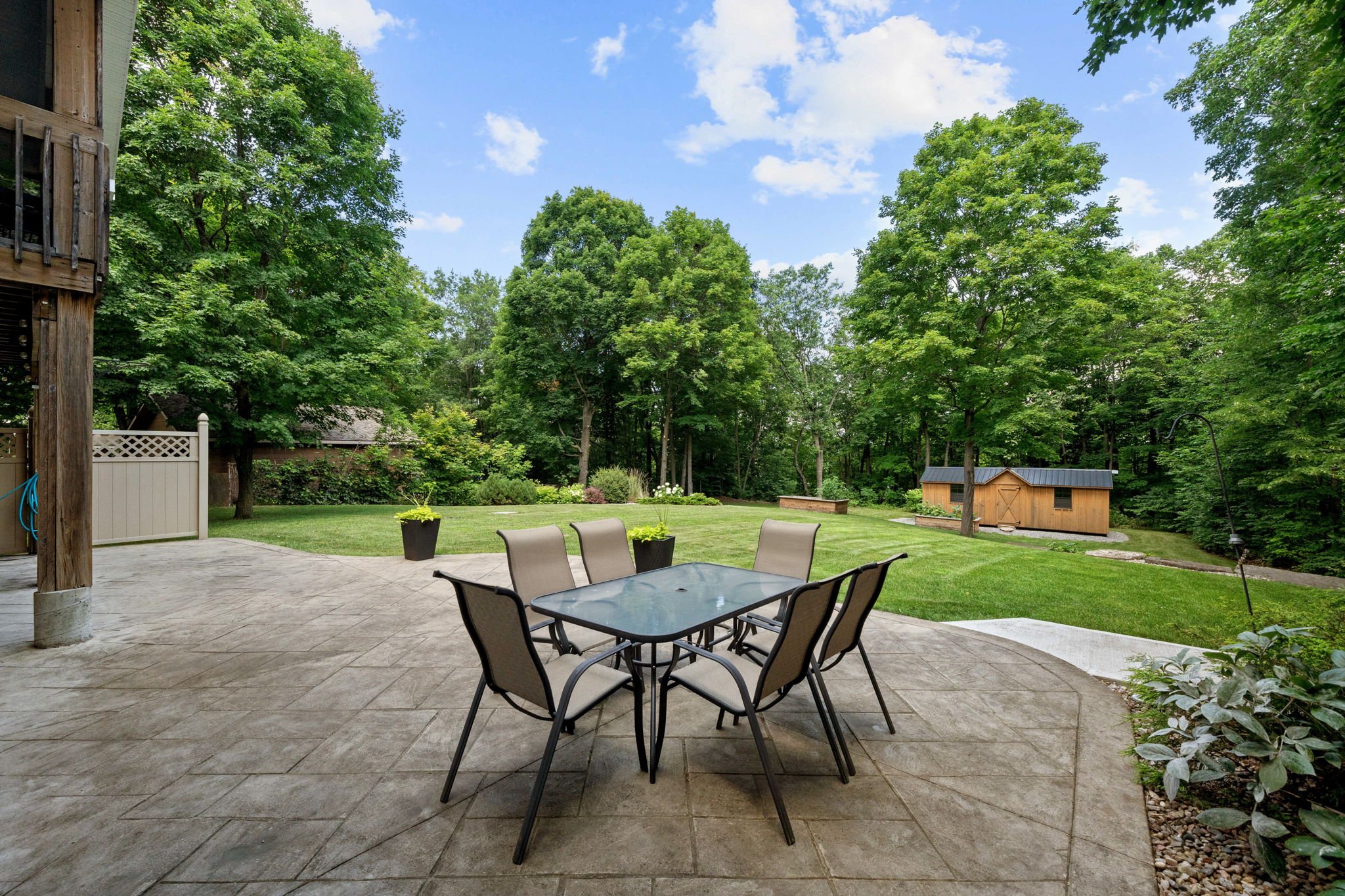 61-web-or-mls-876 Centre Street-61.jpg