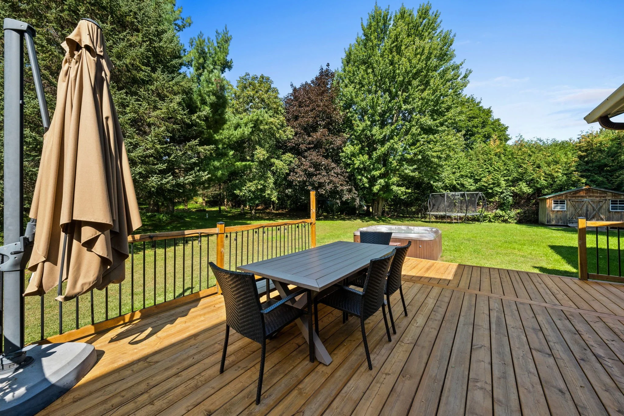 57-web-or-mls-109 Inniskillin Drive-25.jpg