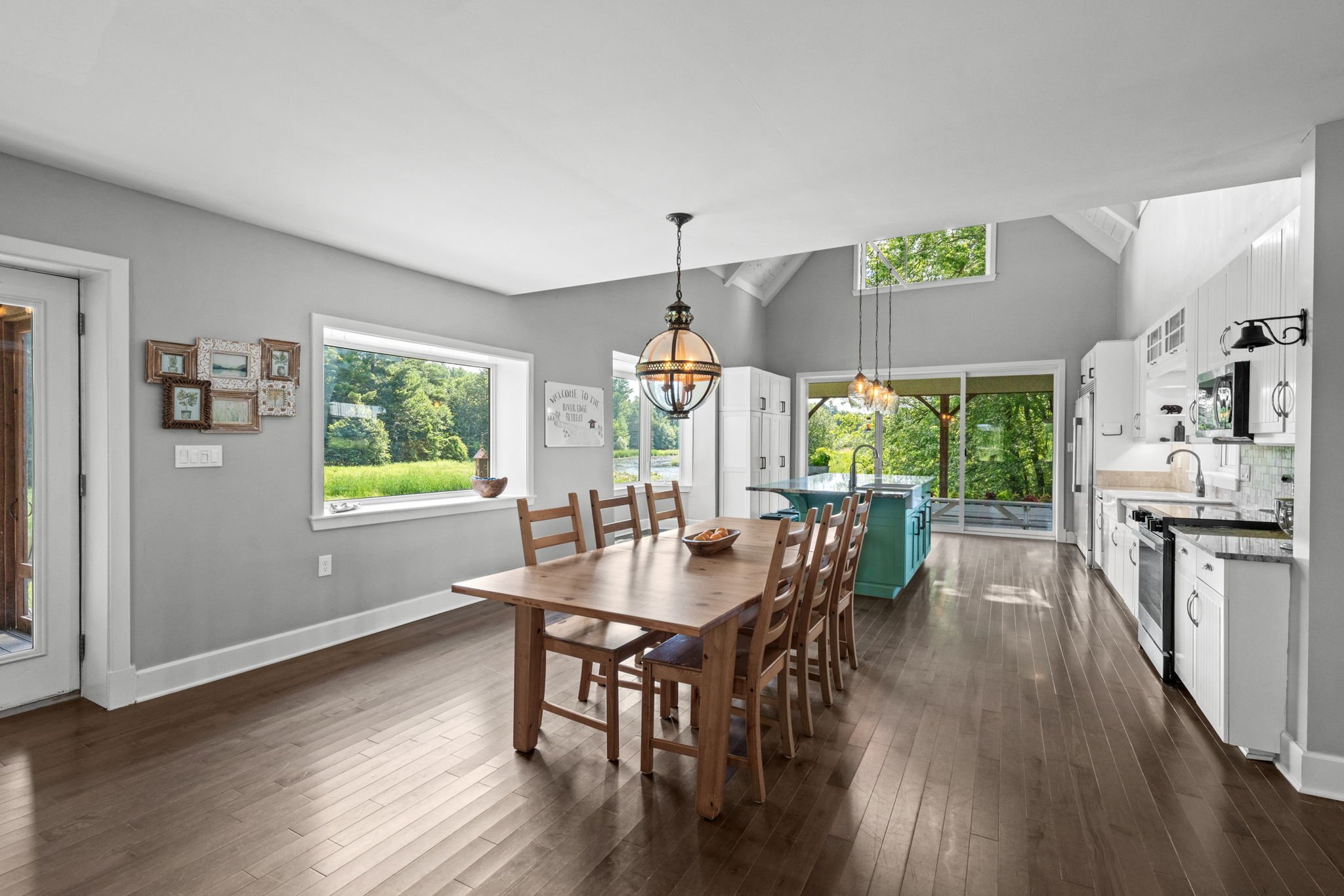 12-web-or-mls-6548 Carp Road-58.jpg