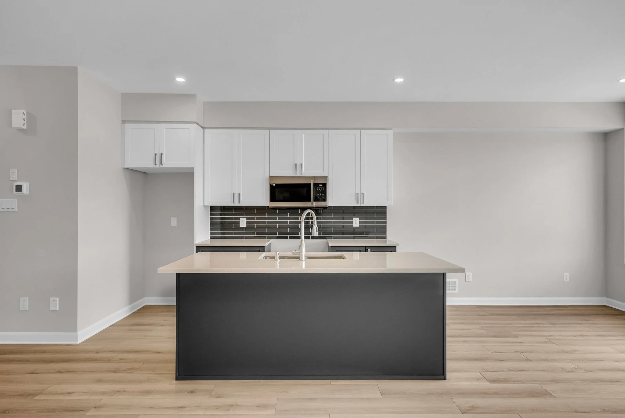 12-web-or-mls-313-gisborne-pl.jpg