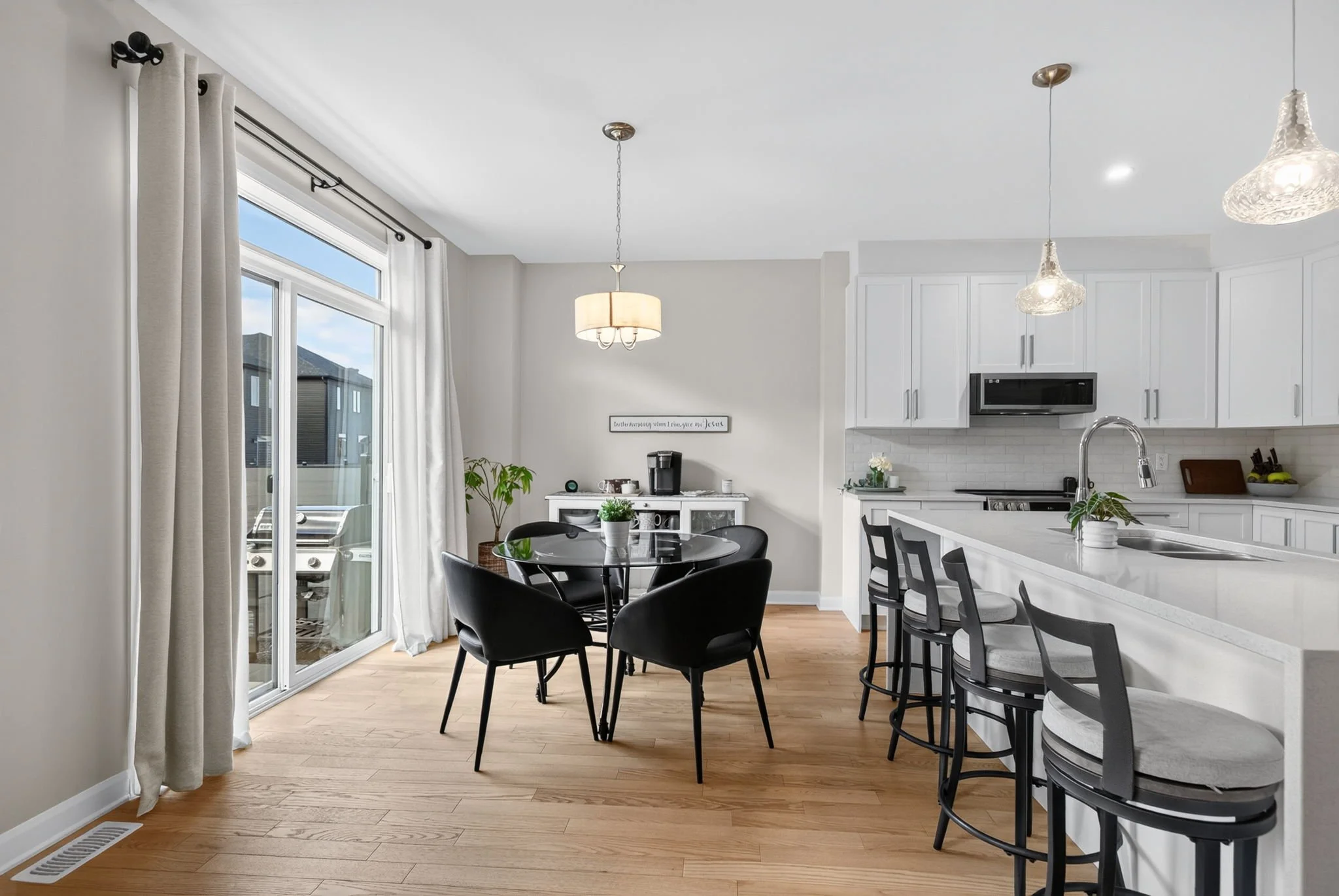 27-web-or-mls-537-anchor-cir.jpg