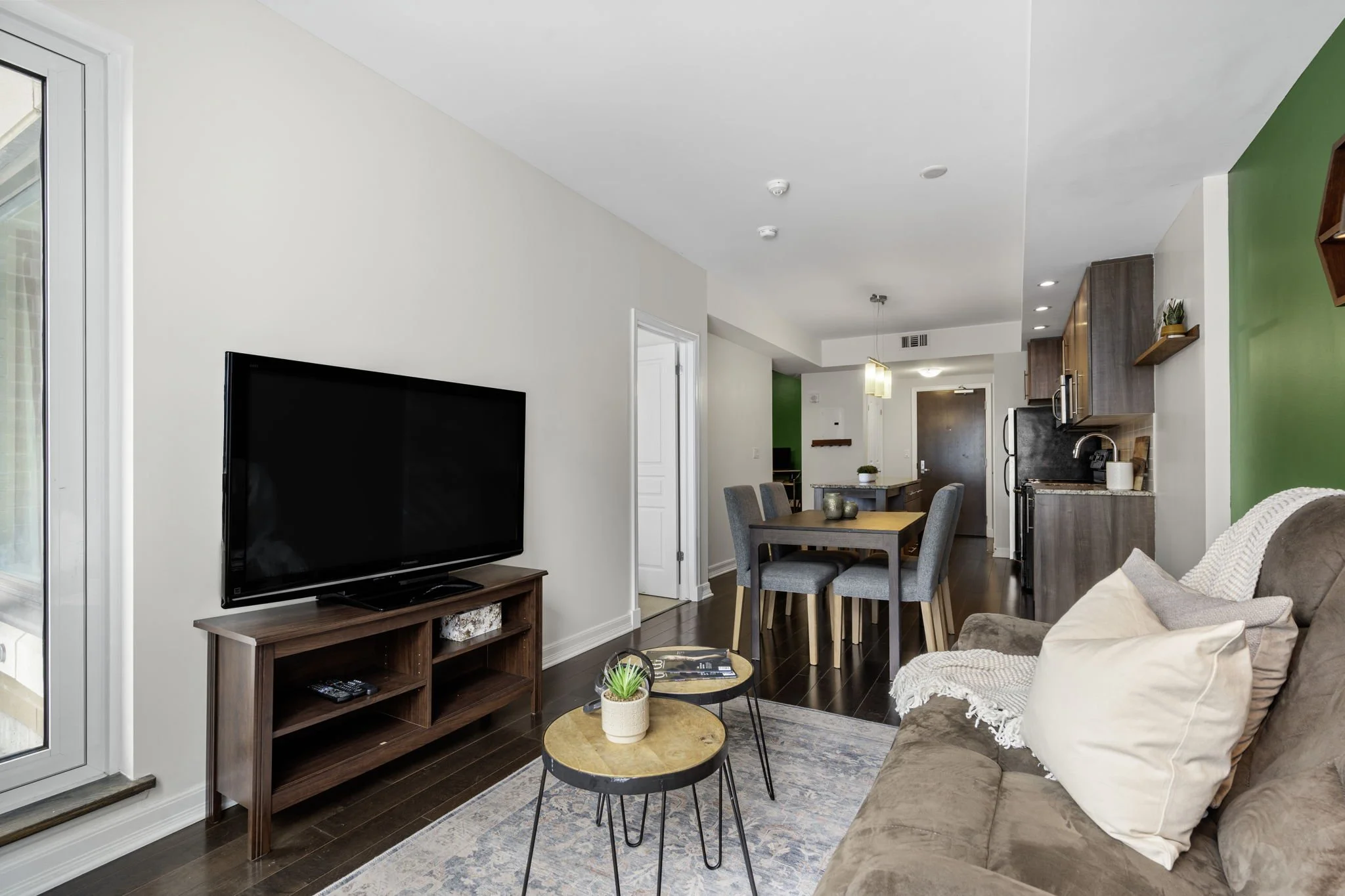 20-web-or-mls-238-besserer-st-811.jpg
