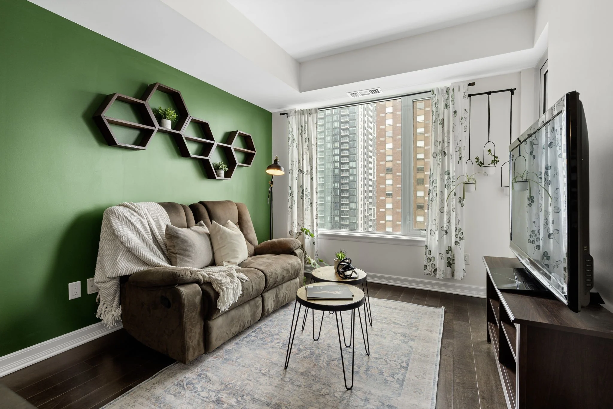 19-web-or-mls-238-besserer-st-811.jpg