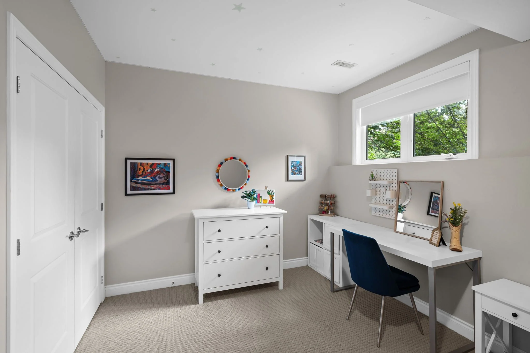 48-web-or-mls-876 Centre Street-48.jpg
