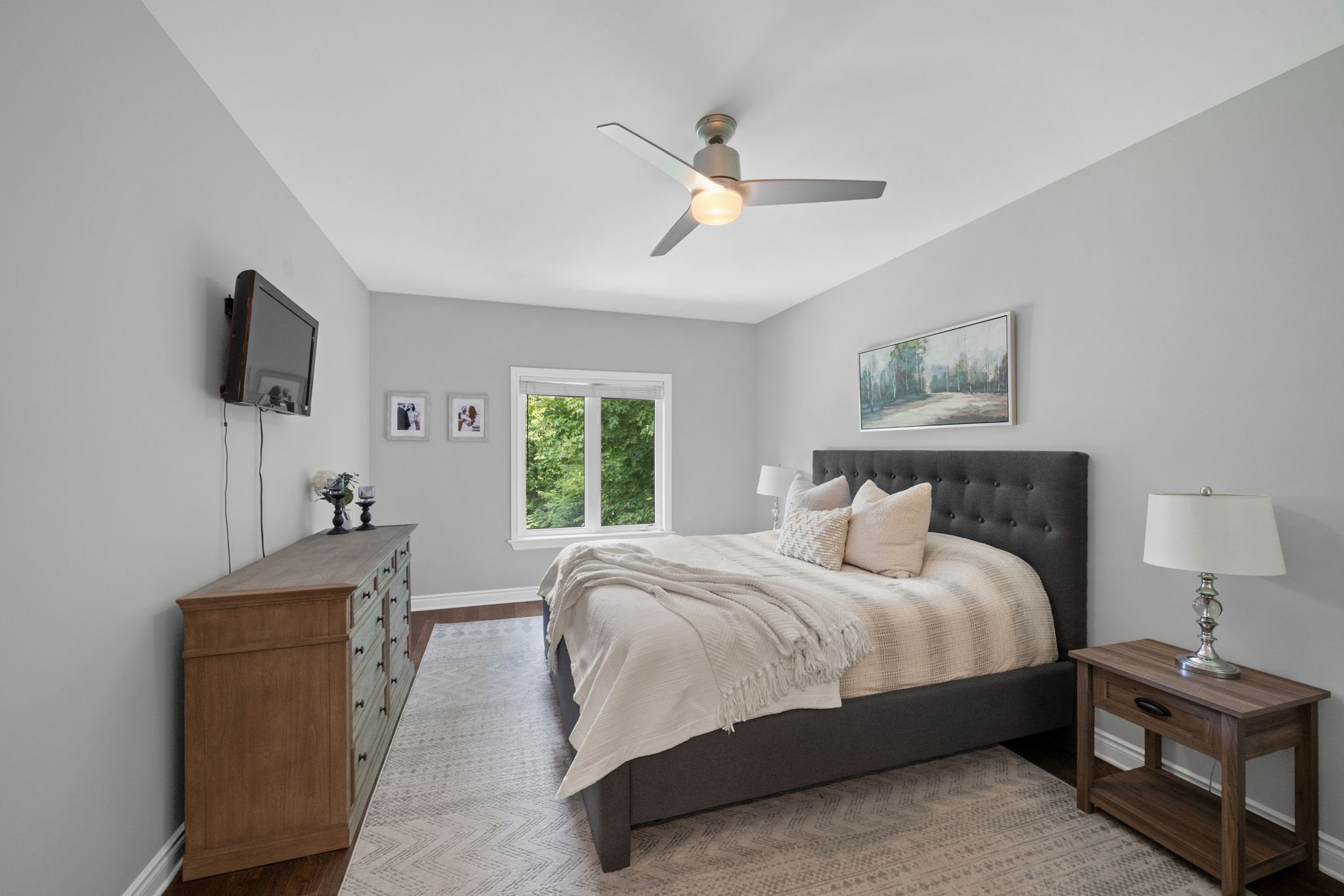 26-web-or-mls-876 Centre Street-24.jpg