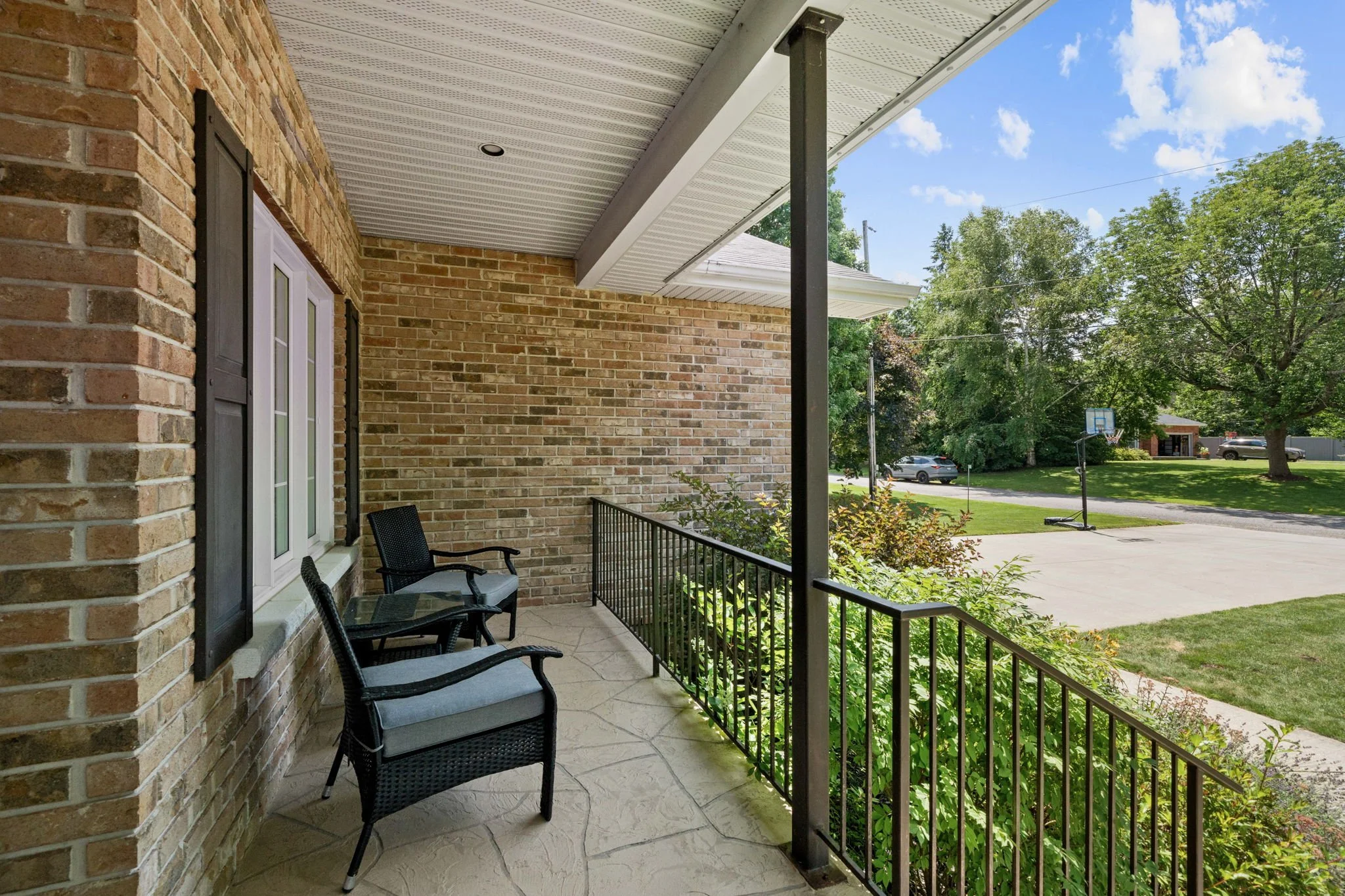 8-web-or-mls-876 Centre Street-5.jpg