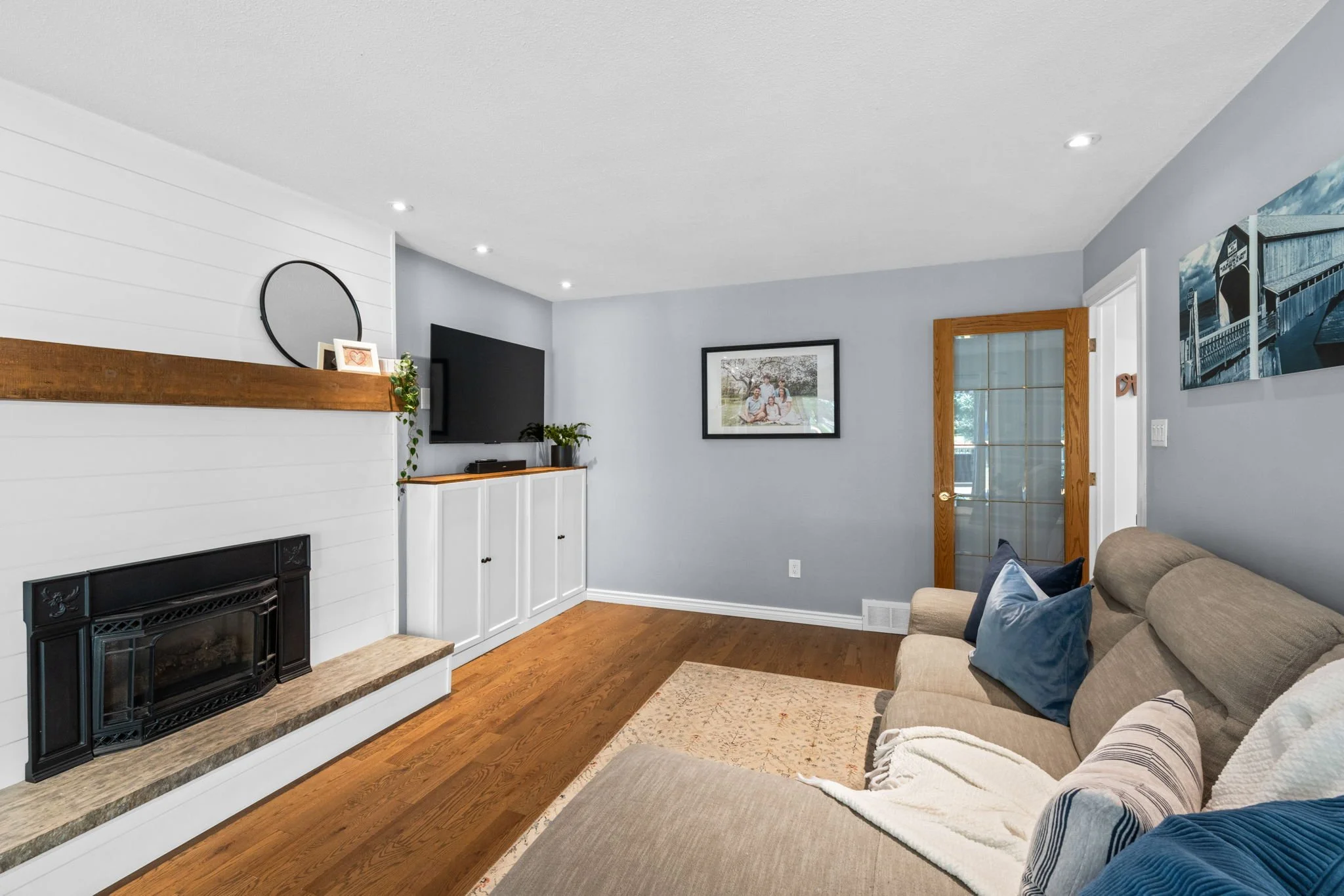 25-web-or-mls-109 Inniskillin Drive-46.jpg