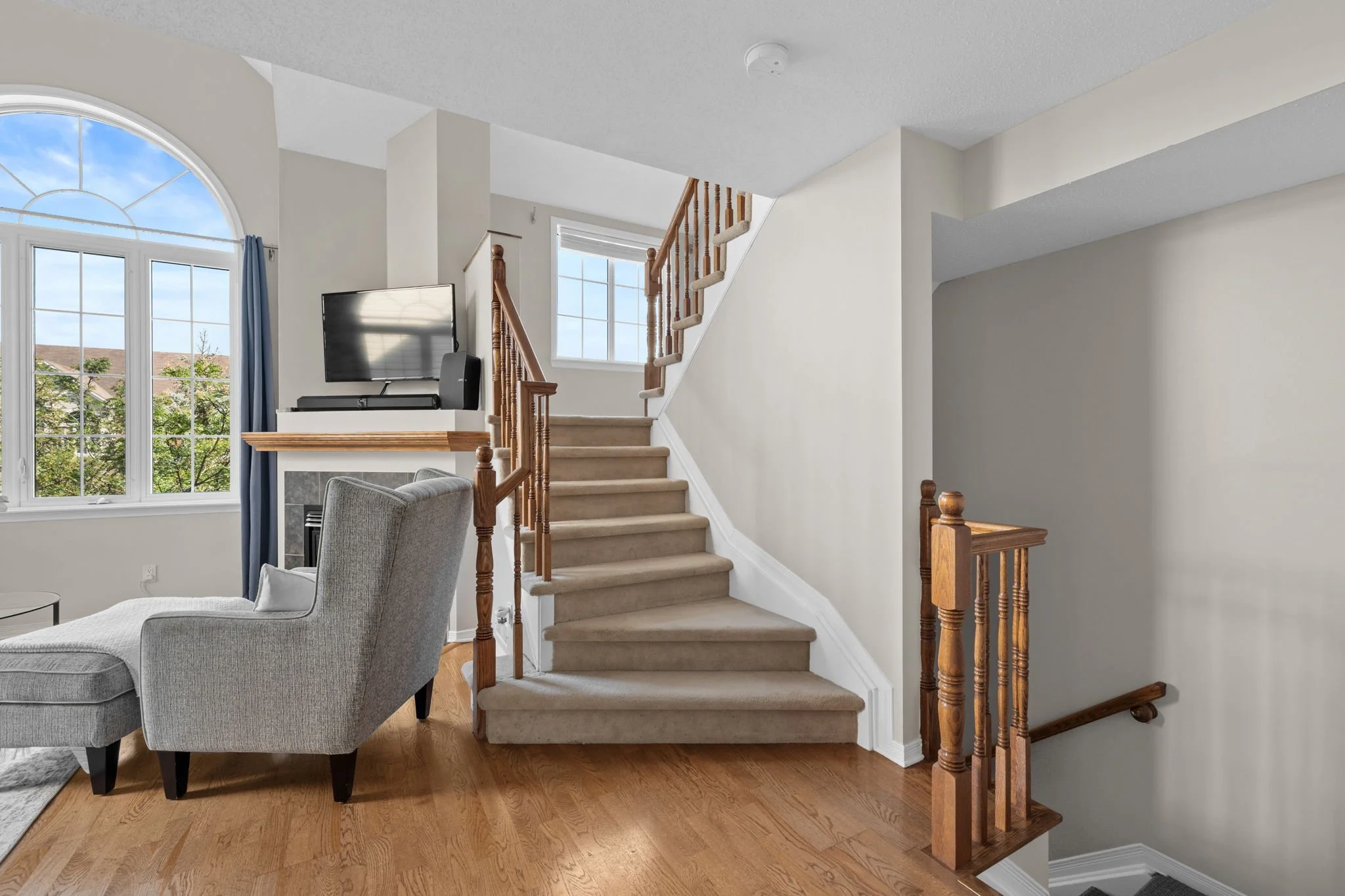 25-web-or-mls-163 70 Edenvale Drive-57.jpg